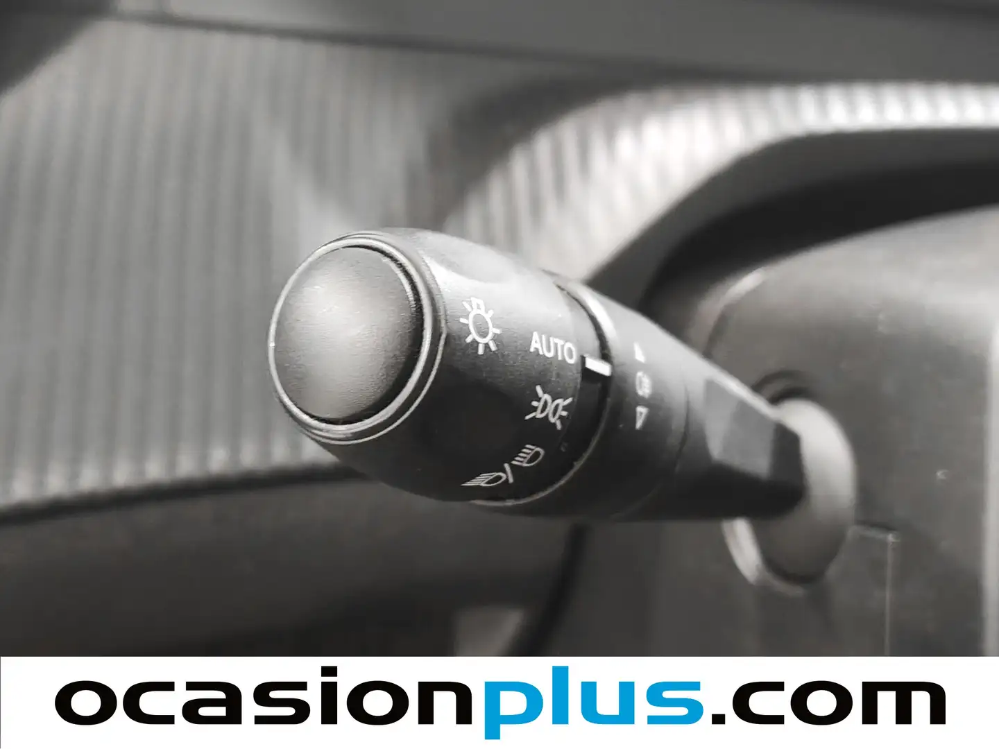 Foto Peugeot 208 Peugeot 208 PureTech 100 Allure (100 CV)