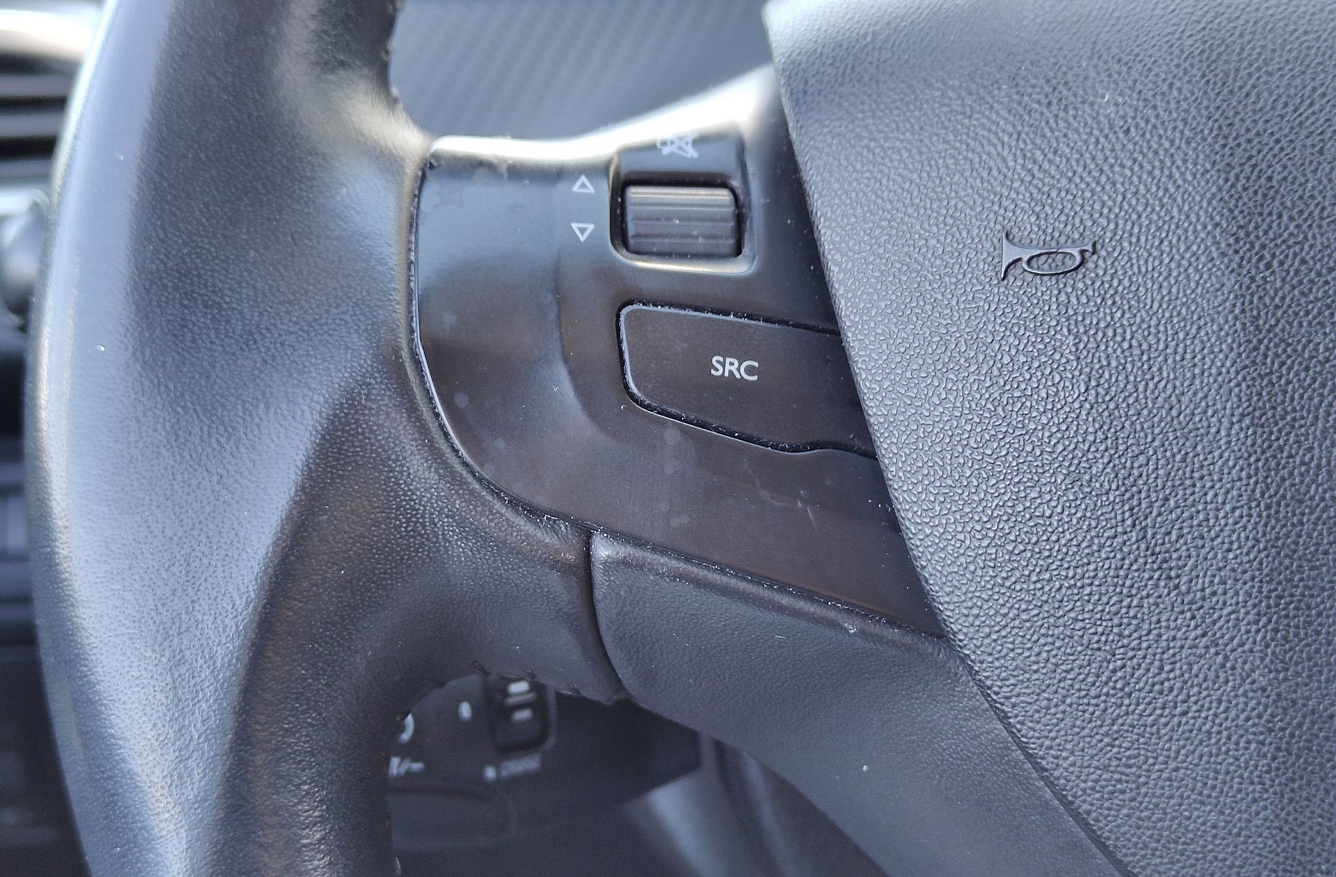 Peugeot 208 PureTech 82 Style - foto 27