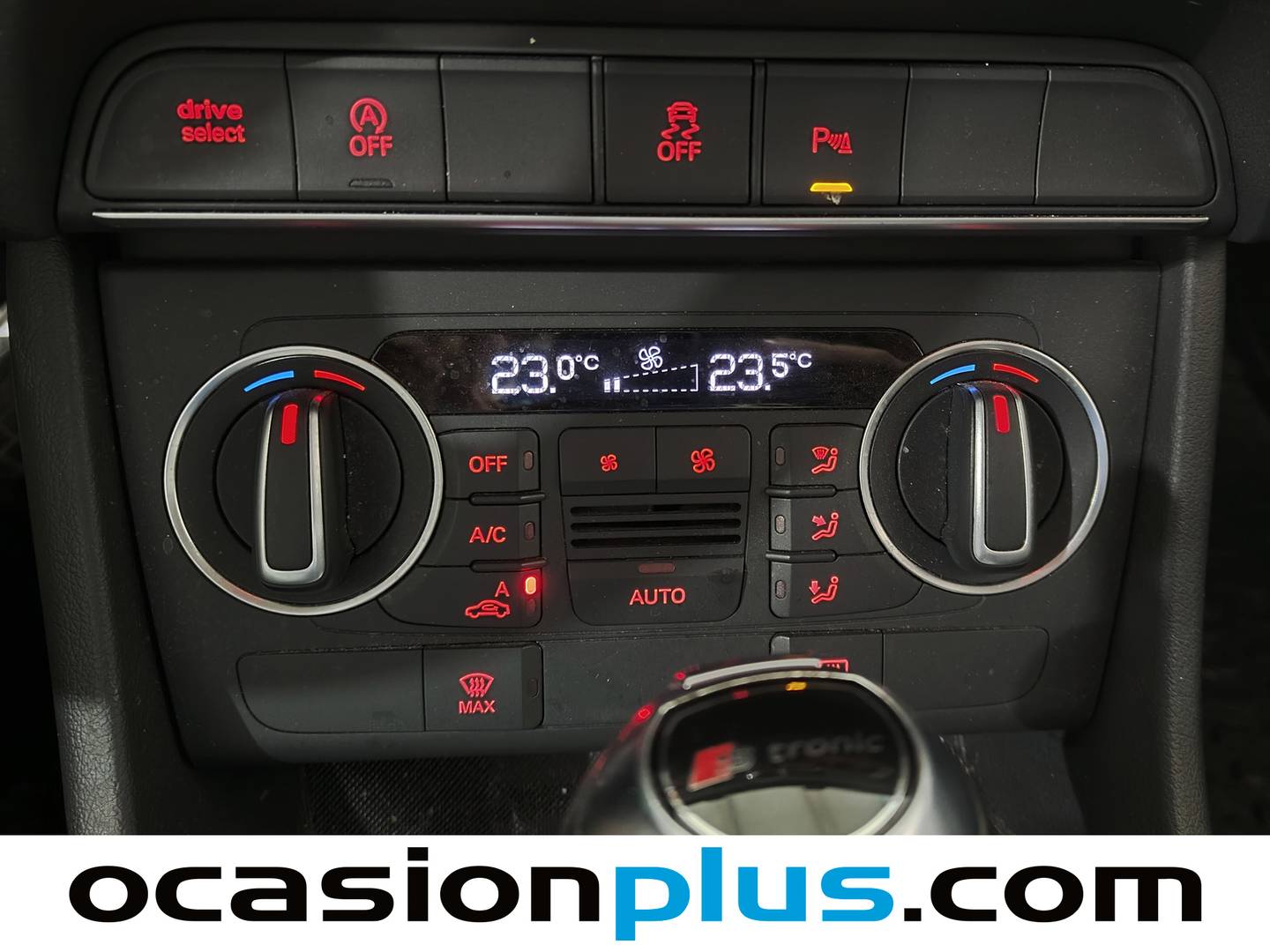 Foto Audi Q3 Audi Q3 sport edition 2.0 TDI (150 CV) S tronic