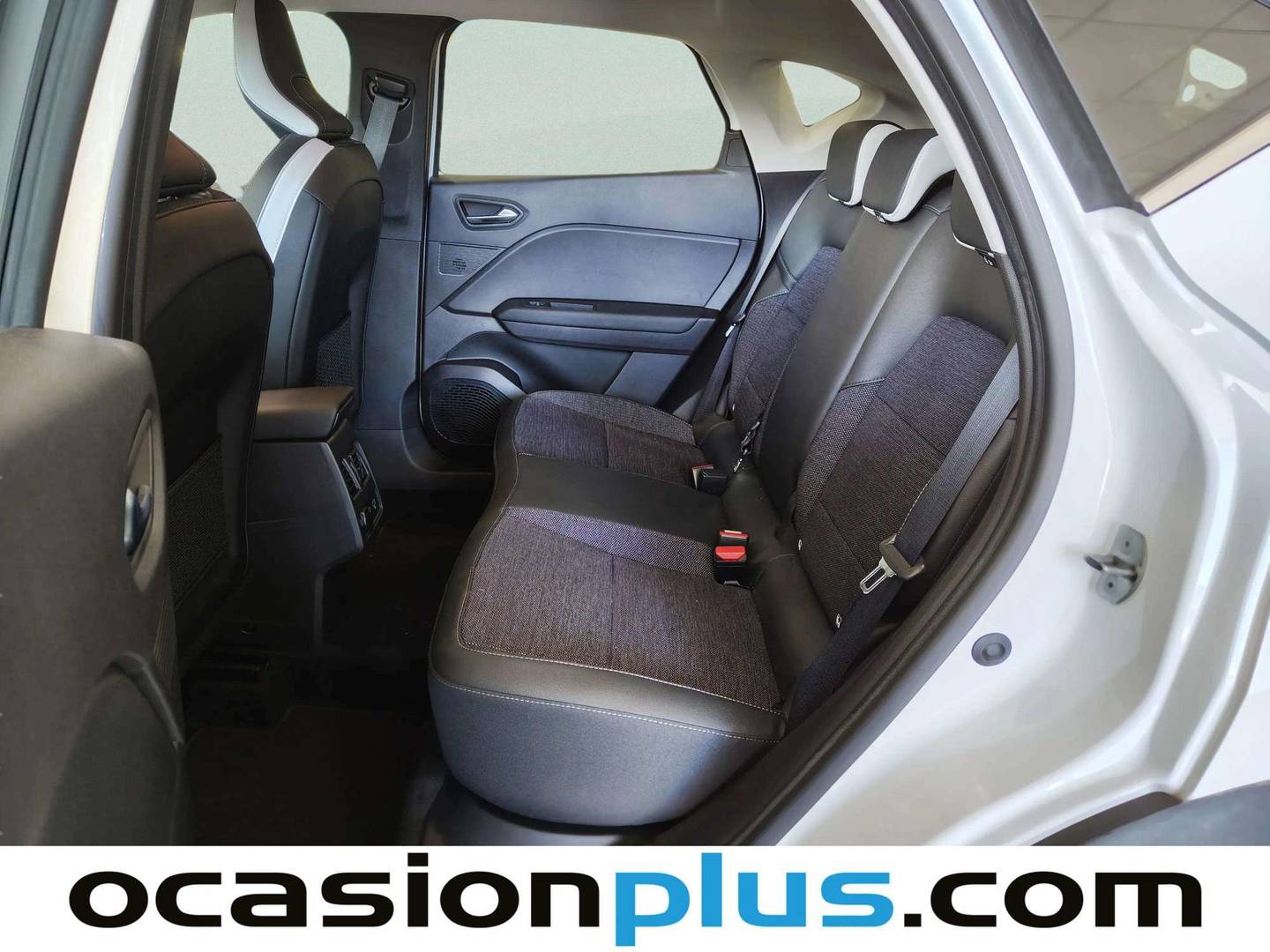 Foto asientos traseros Mitsubishi ASX Mitsubishi ASX ASX 130T MHEV Kaiteki (140 CV)