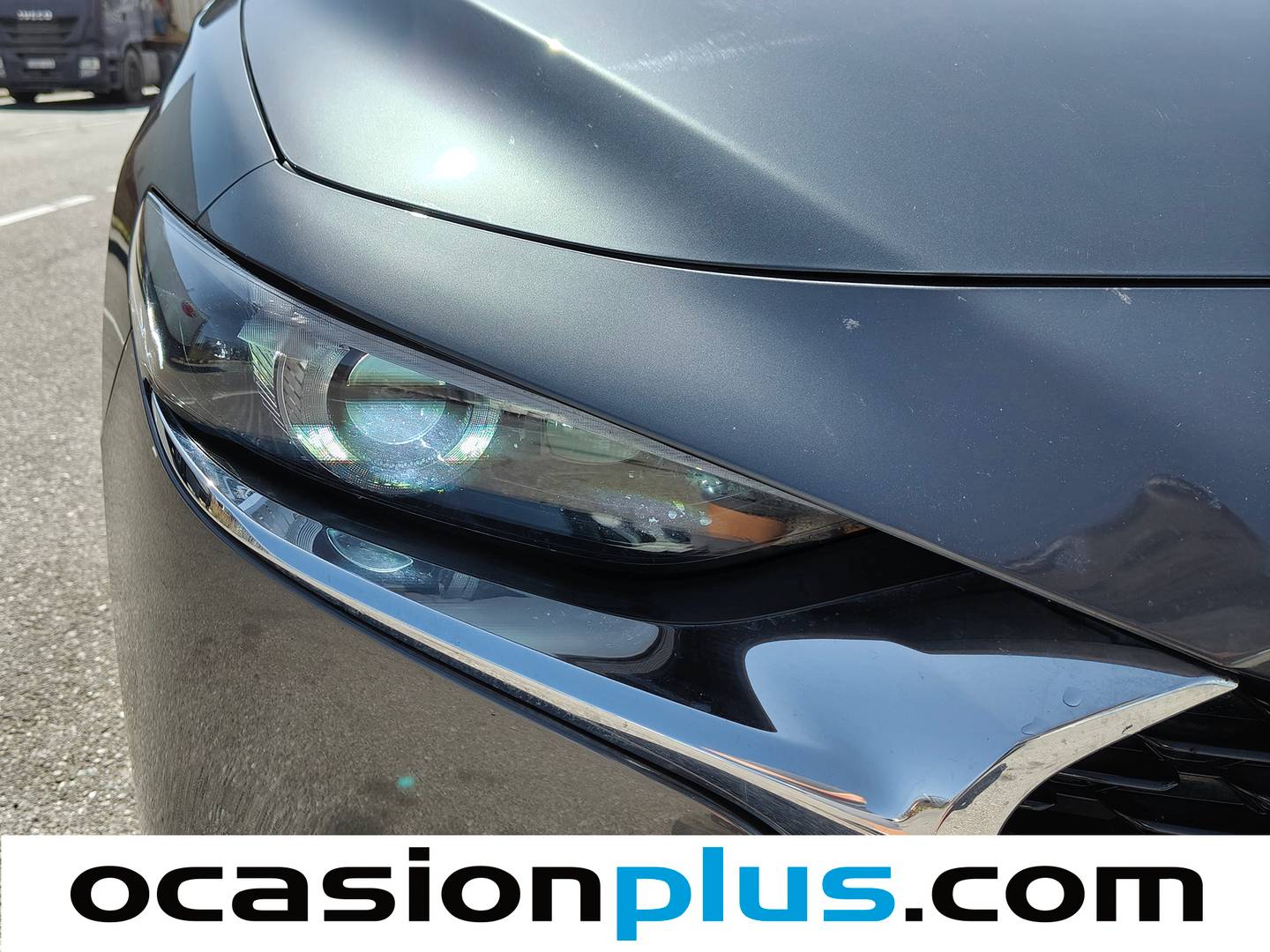 Acabados Mazda Mazda3 Mazda Mazda 3 2.0 Sedan e-Skyactiv-X Zenith Safety Black AT (186 CV)