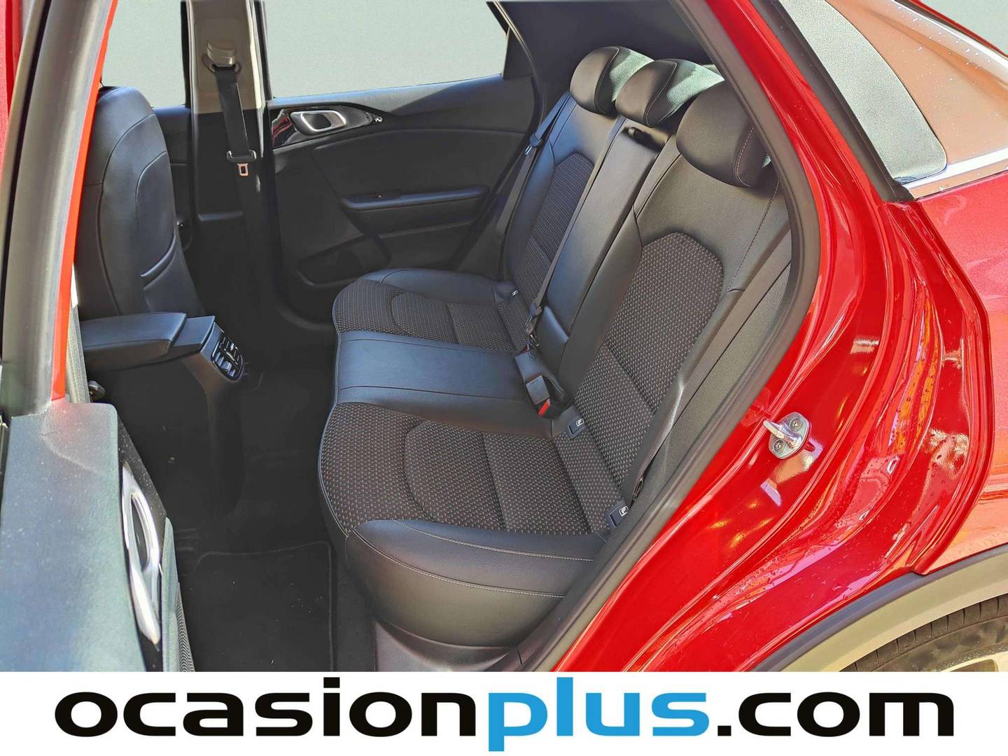 Foto KIA XCeed Kia XCeed 1.6 MHEV Tech DCT (136 CV)