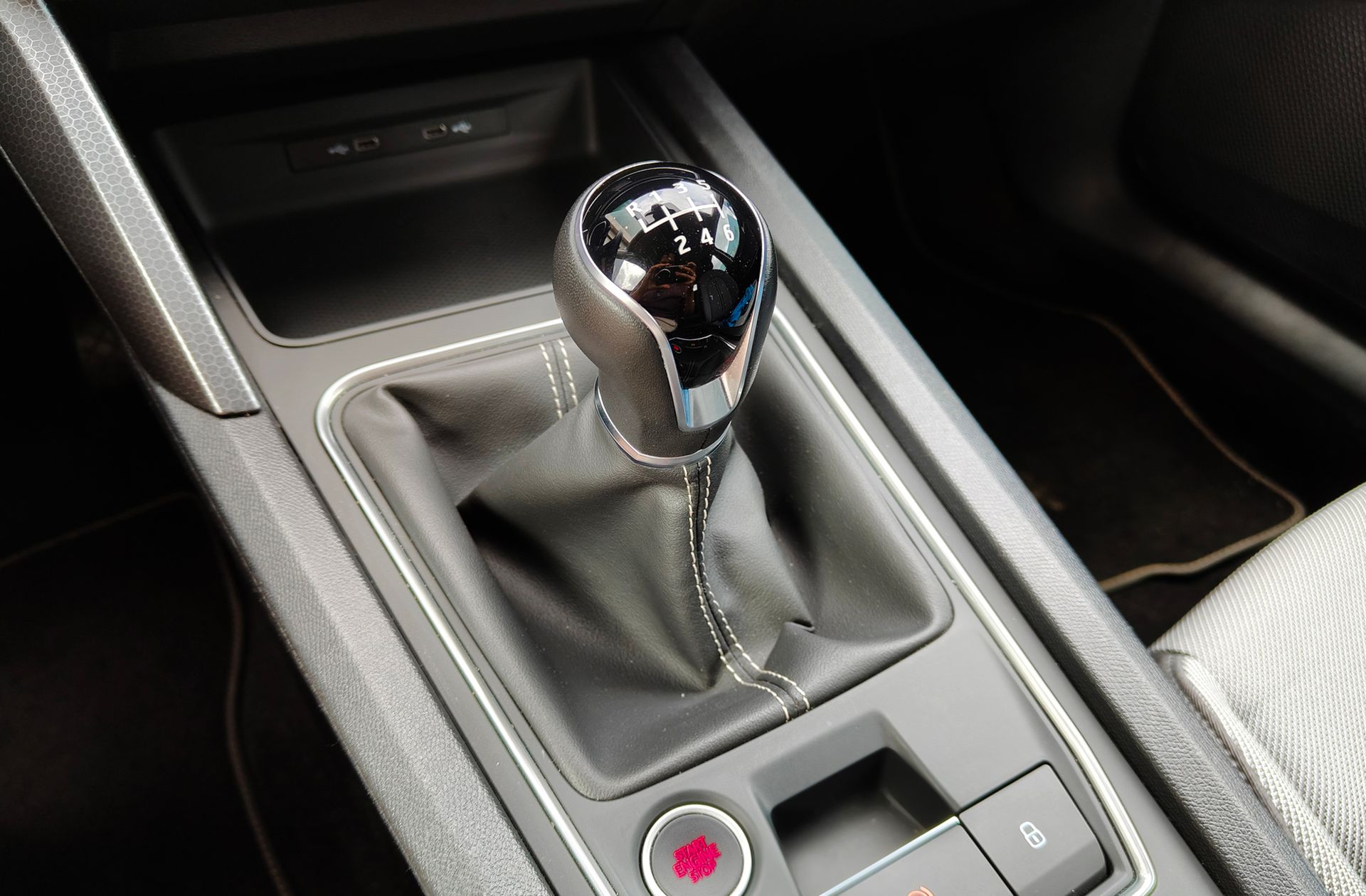 SEAT León 1.5 TSI Style 25 Aniversario - foto 6