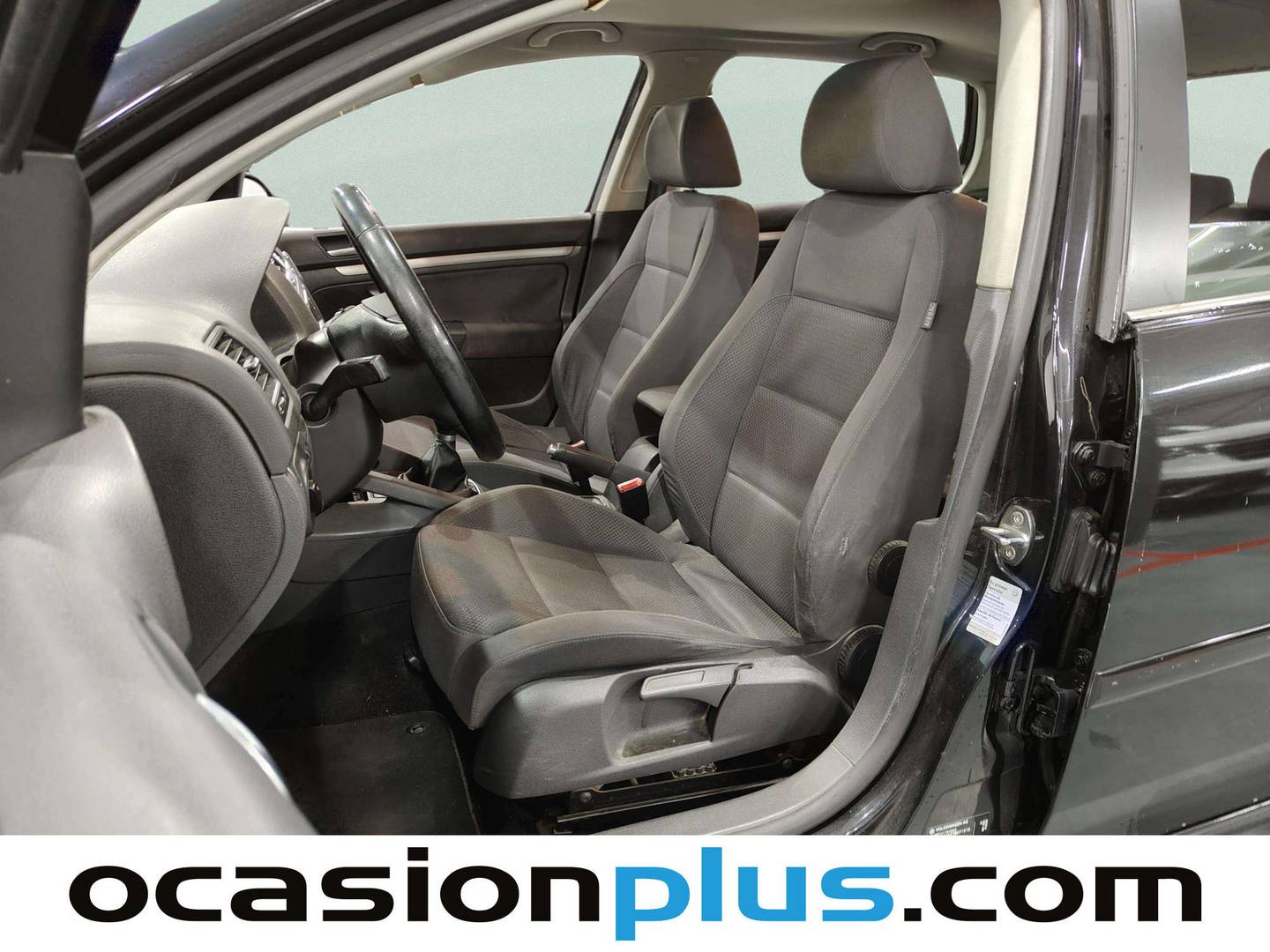 Foto asientos delanteros Volkswagen Golf Volkswagen Golf Sportline 1.6 (102 CV)