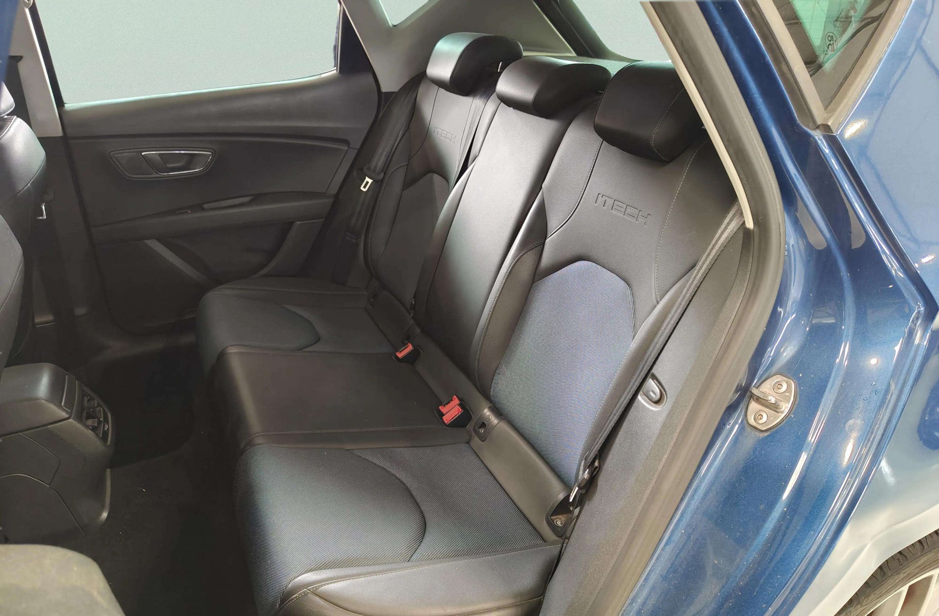 SEAT León 2.0 TDI I-Tech - foto 10