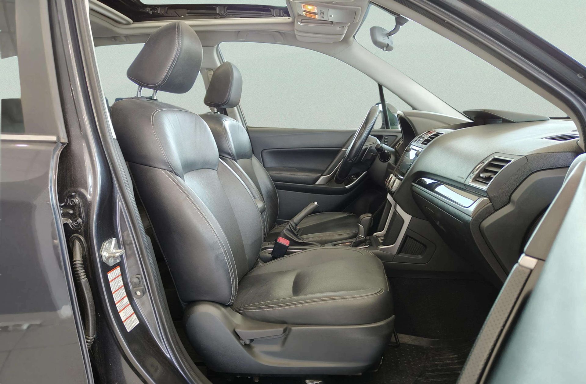 Subaru Forester 2.0 TD Executive Plus Lineartronic - foto 21