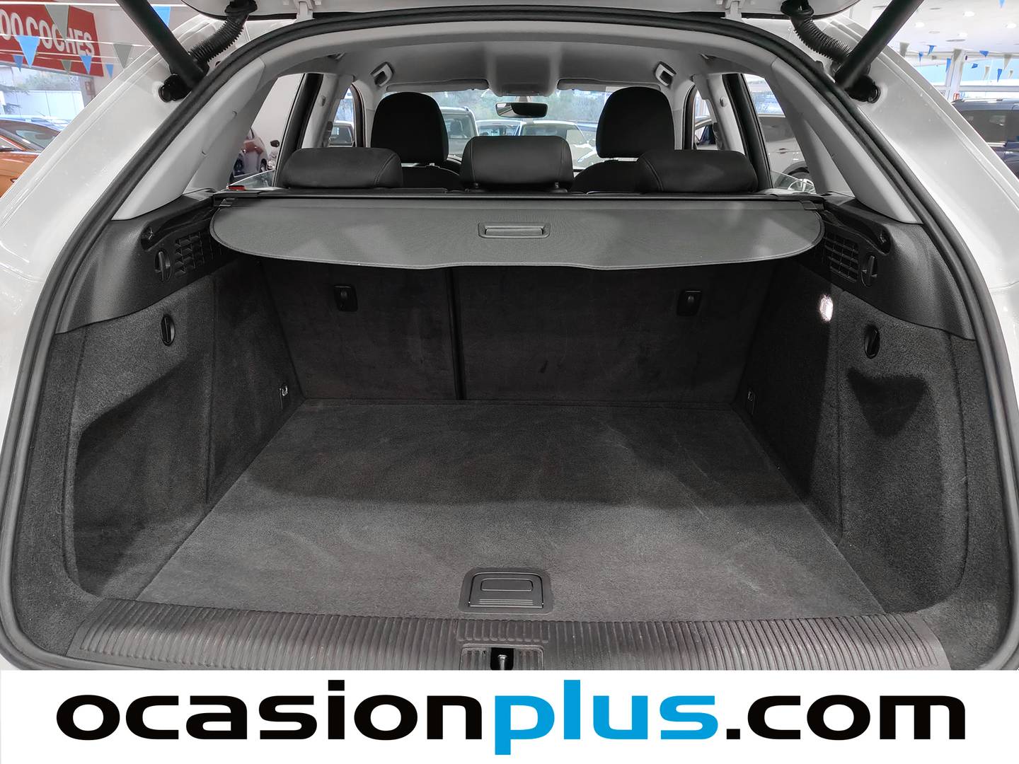 Foto Audi Q3 Audi Q3 sport edition 1.4 TFSI CoD 110 kW (150 CV)