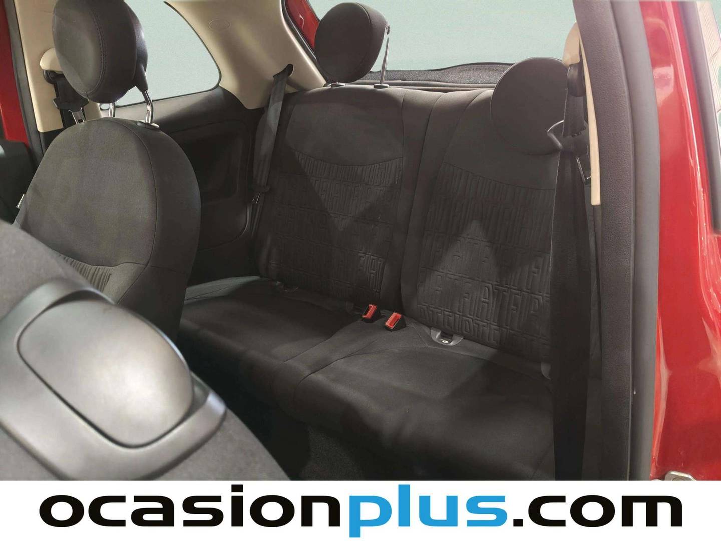 Foto asientos traseros Fiat 500 Fiat 500 1.0 Hybrid Dolcevita (70 CV)
