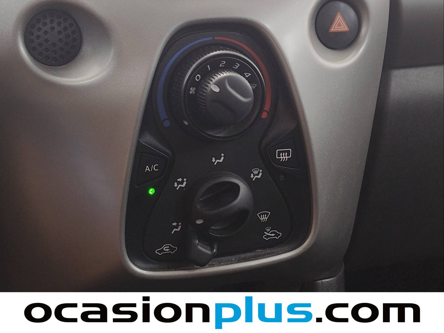Equipamiento del Peugeot 108 Peugeot 108 1.2 PureTech Active (82 CV)