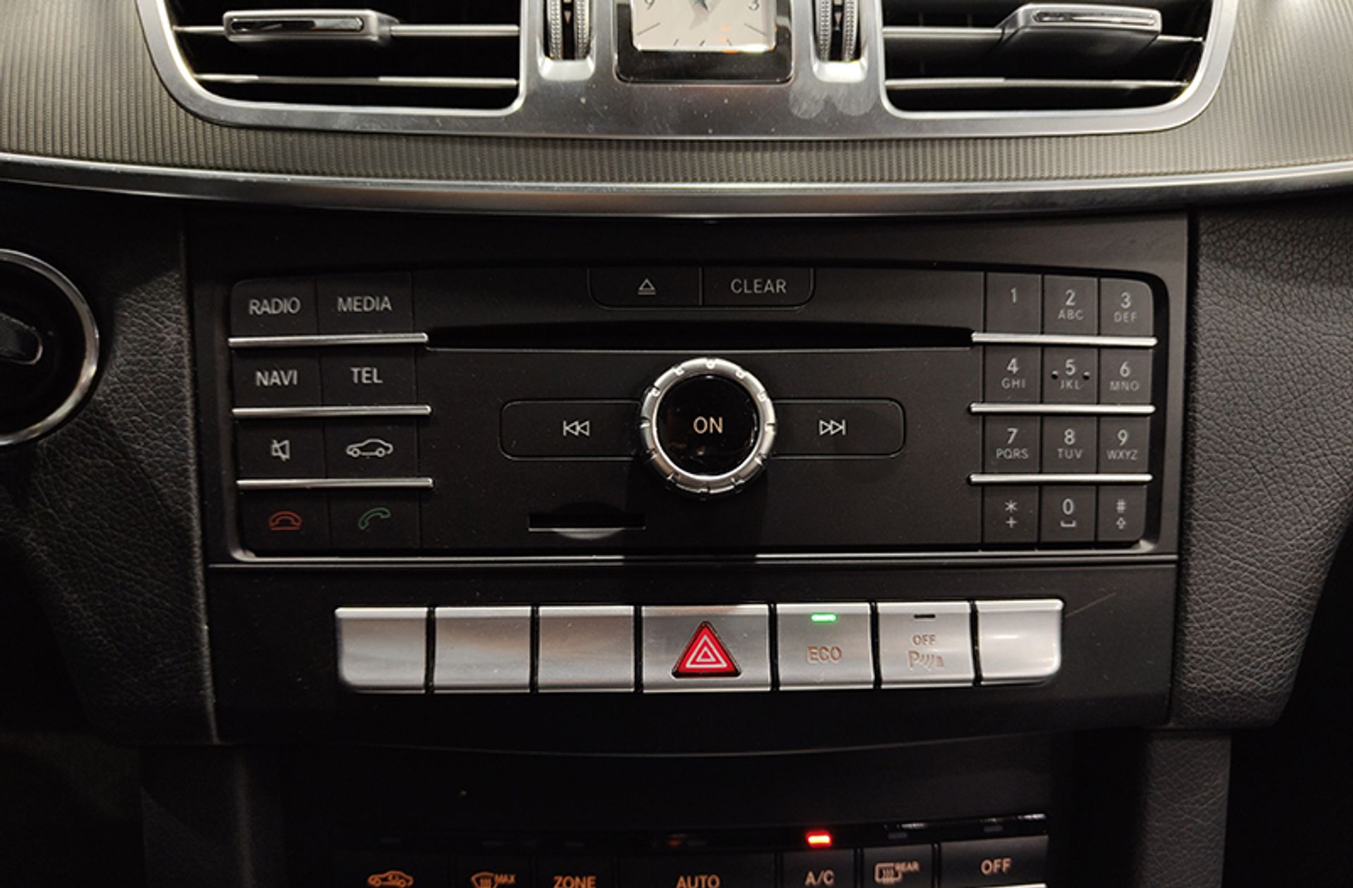 Mercedes-Benz Clase E 220 BlueTEC 4MATIC - foto 30