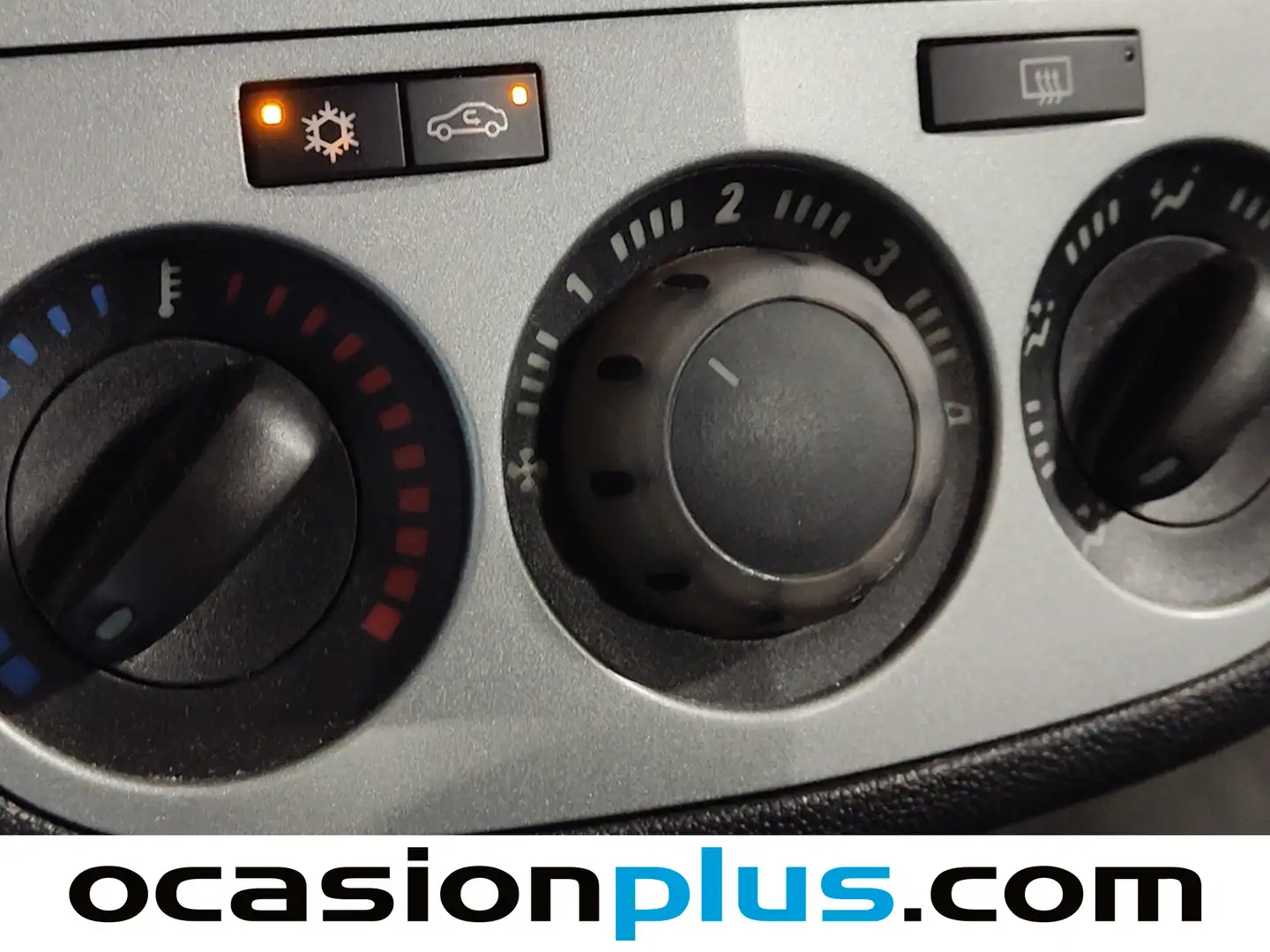 Foto Opel Corsa Opel Corsa 1.3 ecoFLEX Essentia (75 CV)