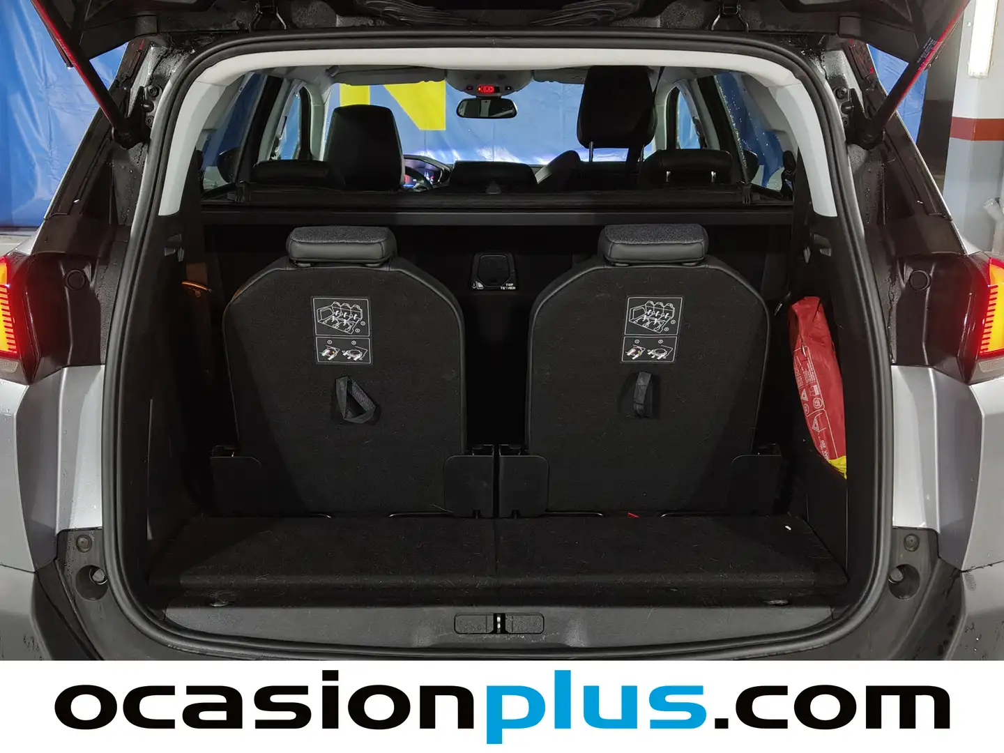 Foto Peugeot 5008 Peugeot 5008 BlueHDi 130 S&S Allure (130 CV) 7 Plazas