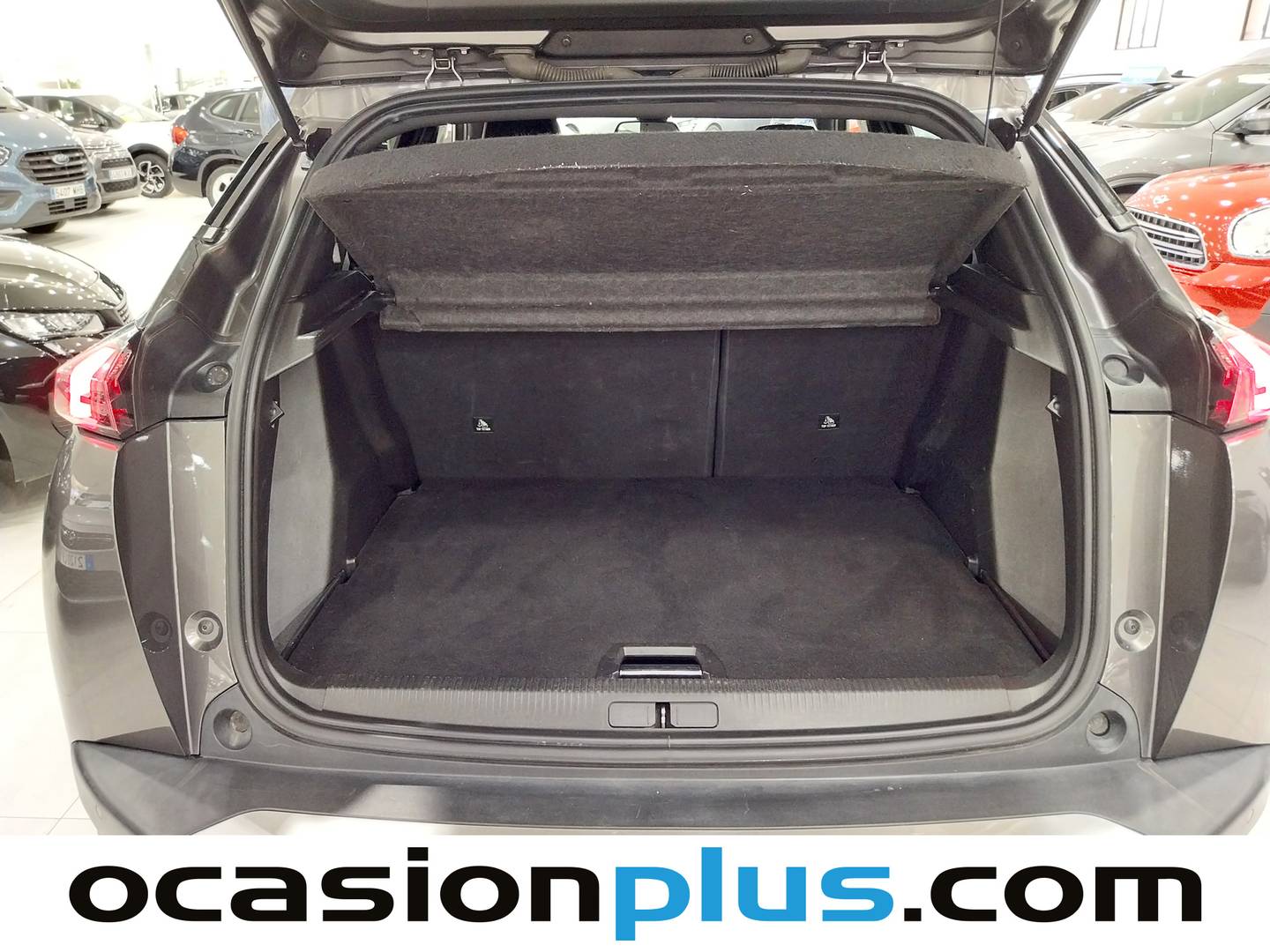 Foto Peugeot 2008 Peugeot 2008 PureTech 130 S&S Allure Pack (130 CV)