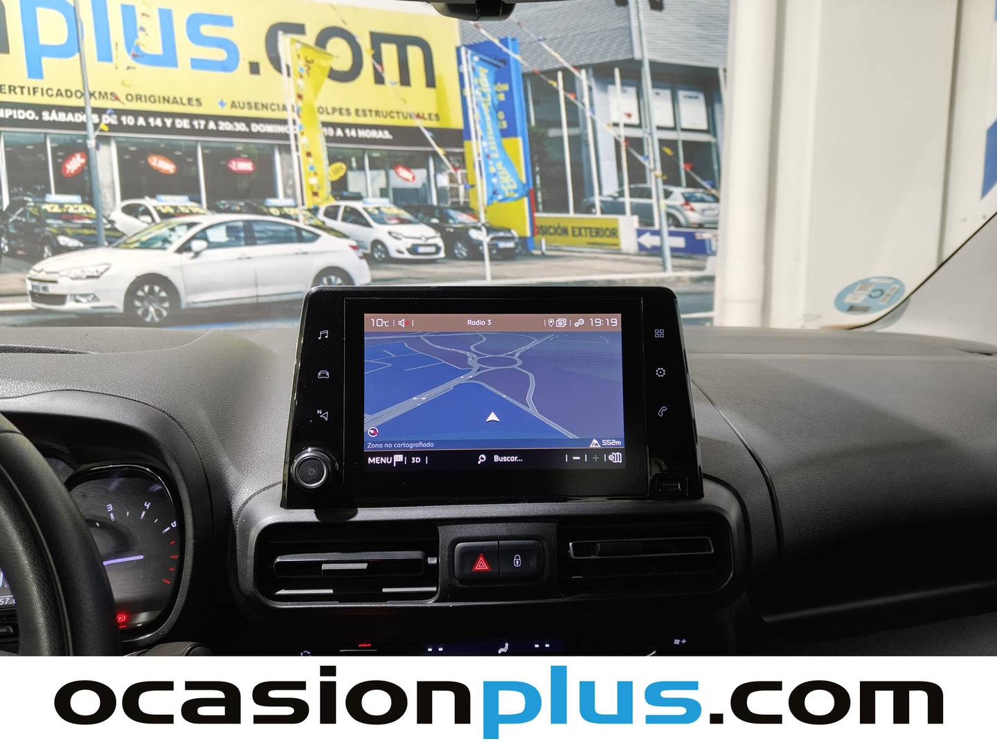 Extras y acabados del Citroën Berlingo Citroen Berlingo Combi BlueHDi 130 S&S Talla M 100 años (130 CV)