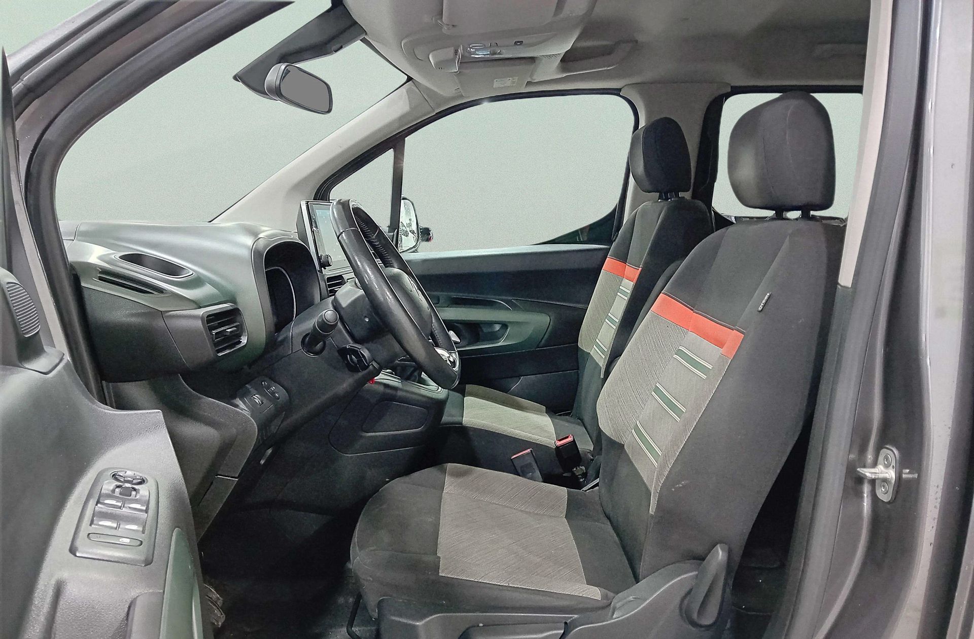 Citroën Berlingo BlueHDi 130 Talla M Shine - foto 11
