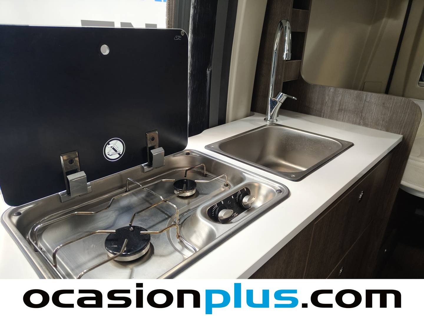 Extras y acabados del BENIVAN B100 ES BENIVAN B100 ES ES (140 CV) 4 Plazas