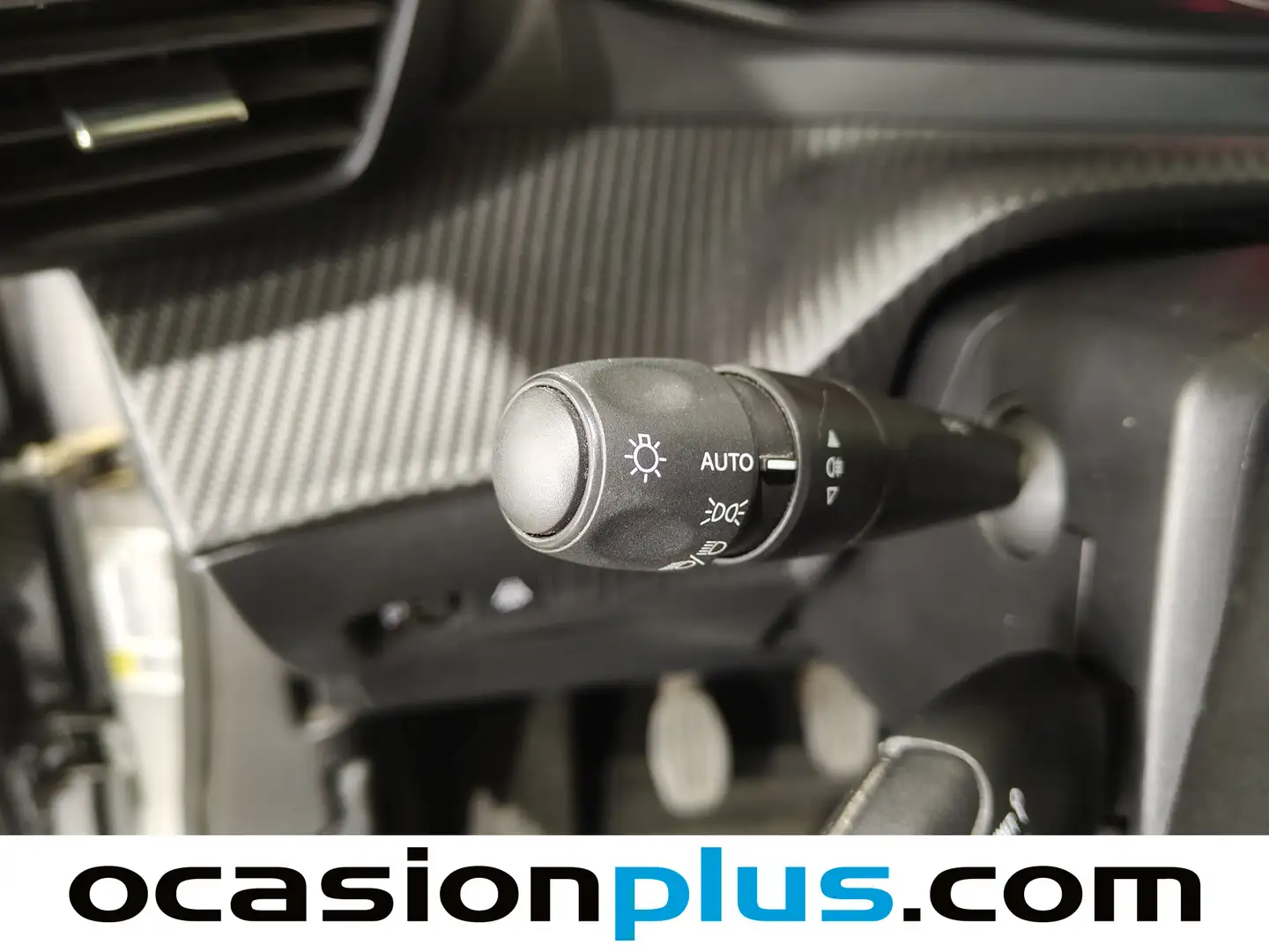 Foto Peugeot 2008 Peugeot 2008 2008 PureTech 100 S&S Allure (100 CV)