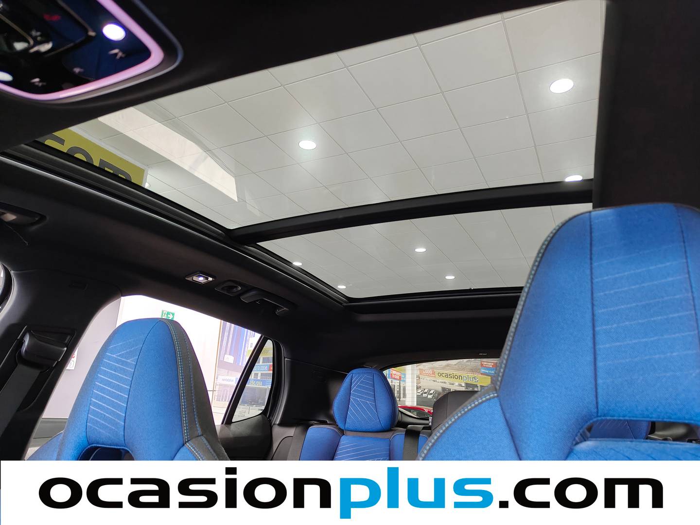 Extras y acabados del Lynk & Co 01 Lynk & Co 01 1.5 PHEV (261 CV)