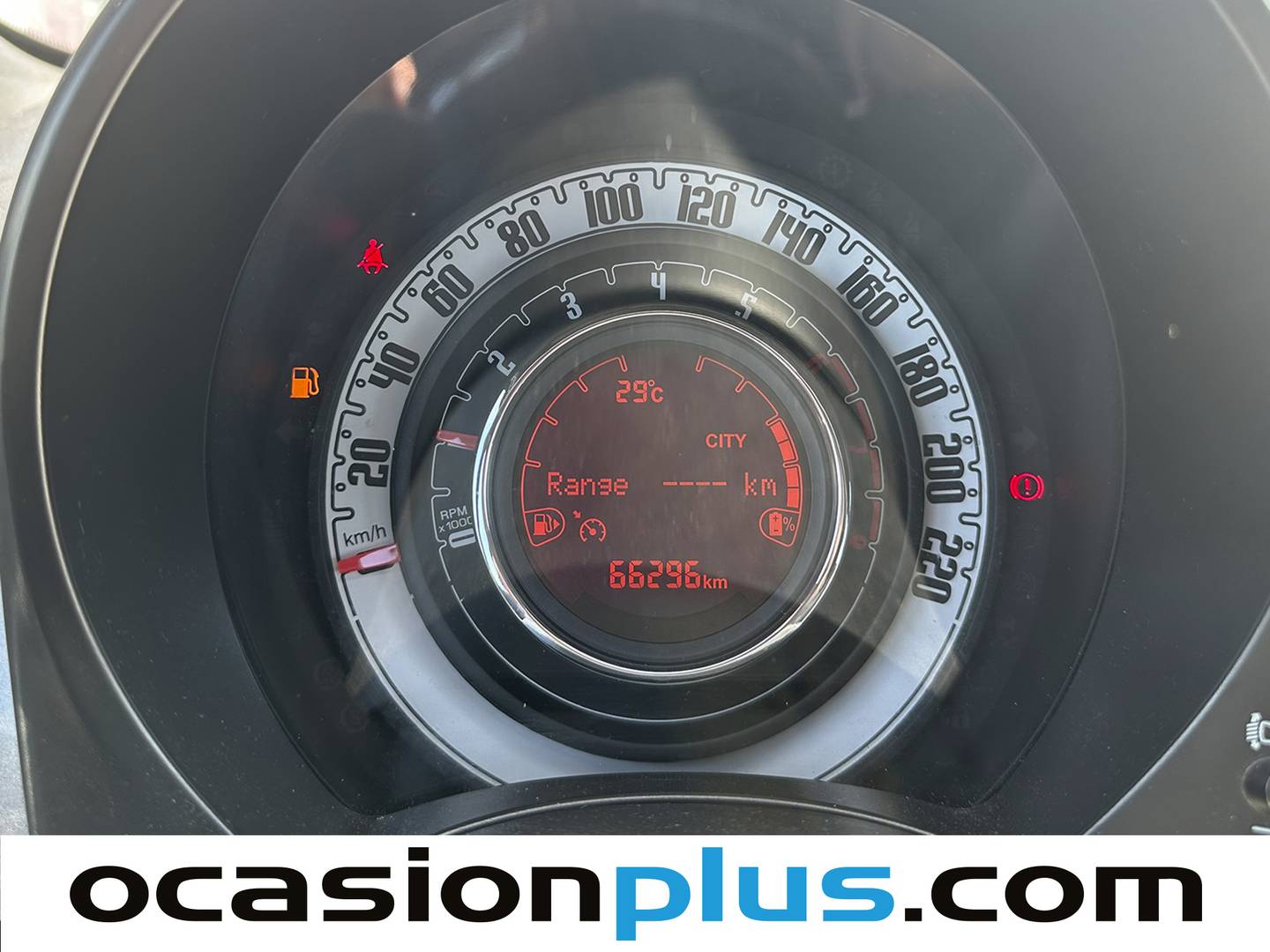 Fiat 500C Fiat 500C 1.0 Hybrid Club (70 CV) 2023