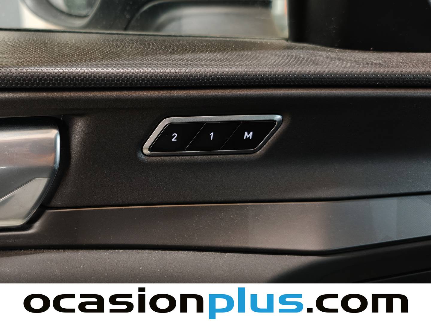 Equipamiento del Lynk & Co 01 Lynk & Co 01 1.5 PHEV (261 CV)