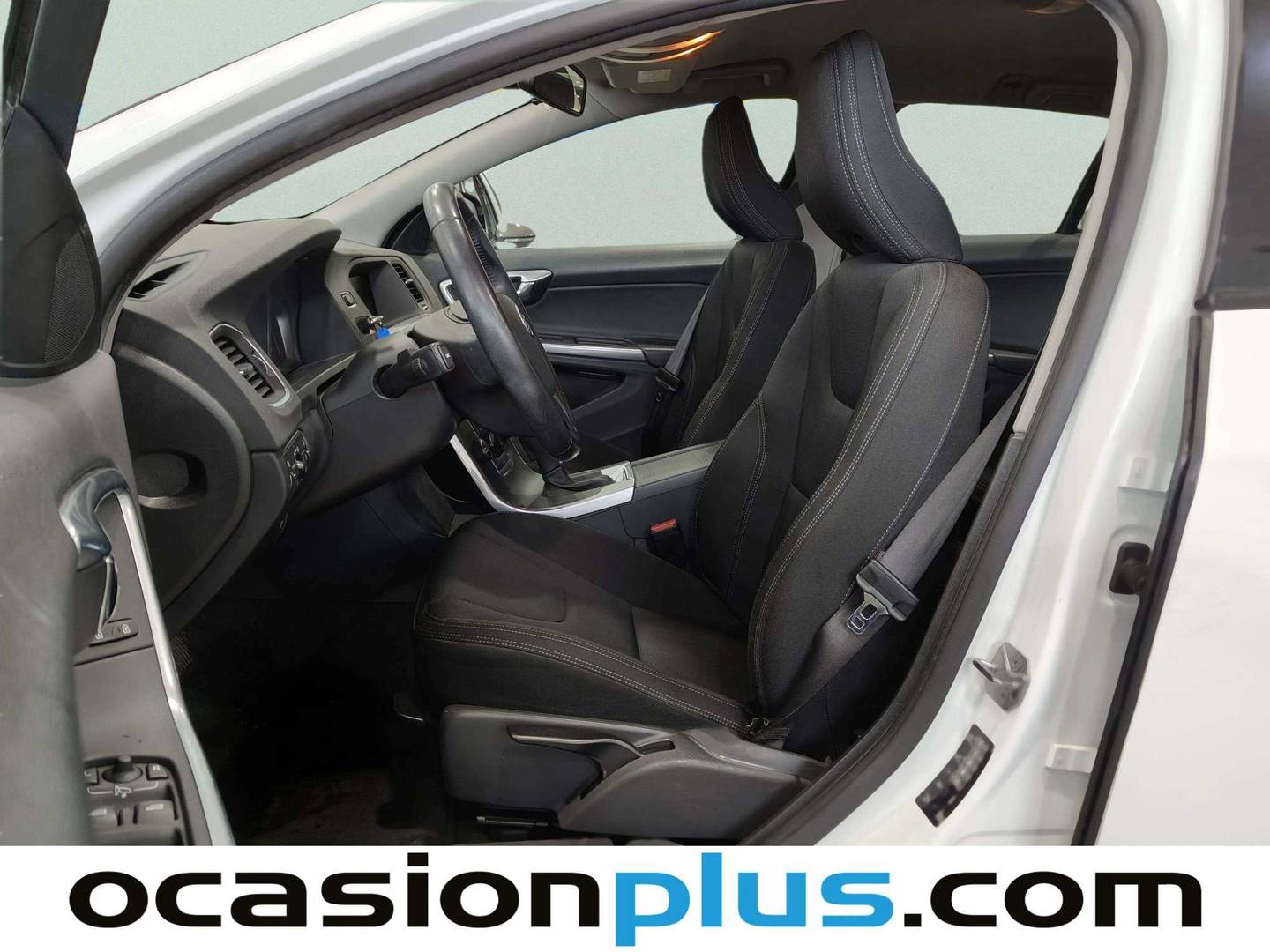 Foto asientos delanteros Volvo V60 Cross Country Volvo V60 Cross Country D3 Kinetic Auto (150 CV)