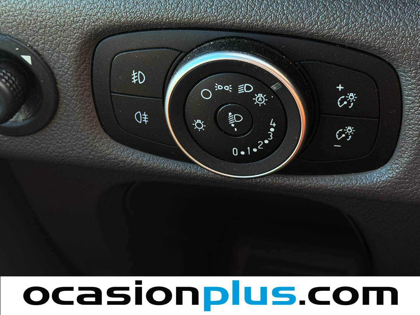 Extras del Ford Transit Ford Transit Furgon 350 L3H2 Trend (130 CV)