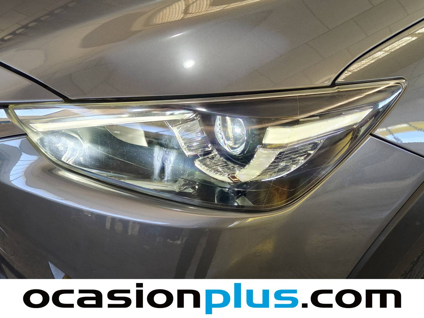 Acabados Mazda CX-3 Mazda CX-3 2.0 SKYACTIV GE Luxury White 2WD (120 CV)