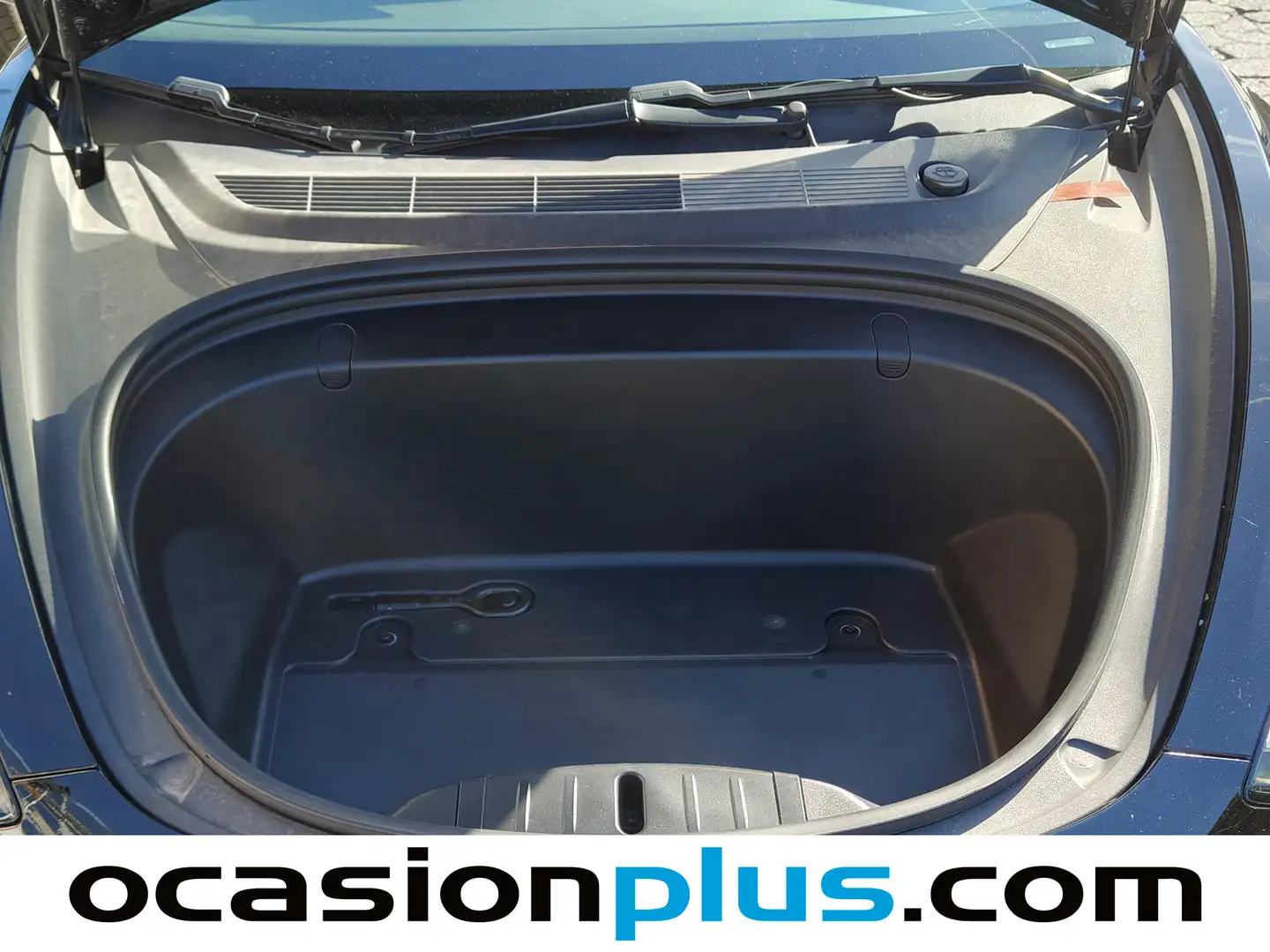 Foto Tesla Model 3 Tesla Model 3 Estándar Plus RWD (271 CV)