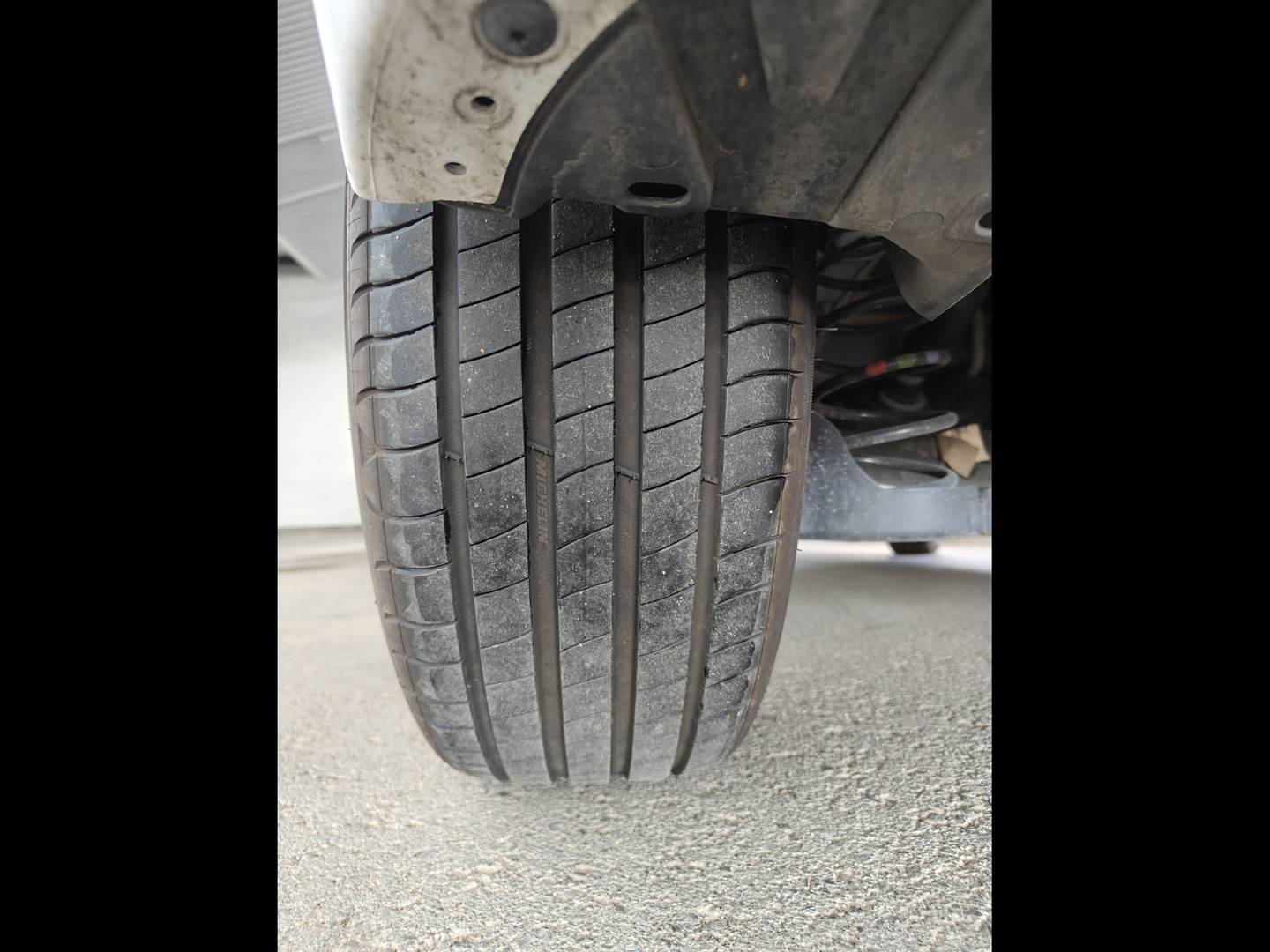 Foto Peugeot 208 Peugeot 208 Allure Hybrid eDCS6  (100 CV)