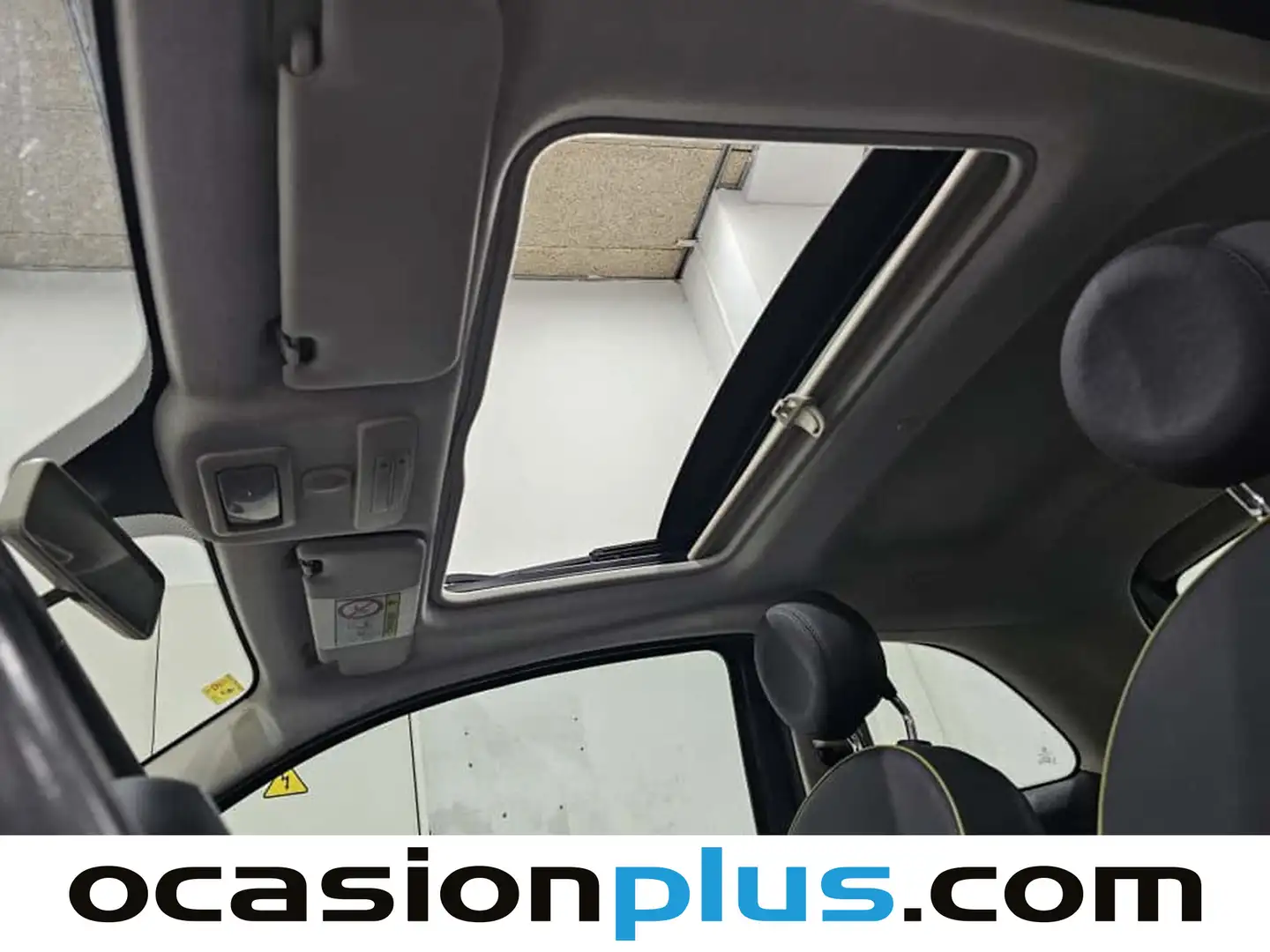 Foto Fiat 500 Fiat 500 1.2 8v Lounge (69 CV)