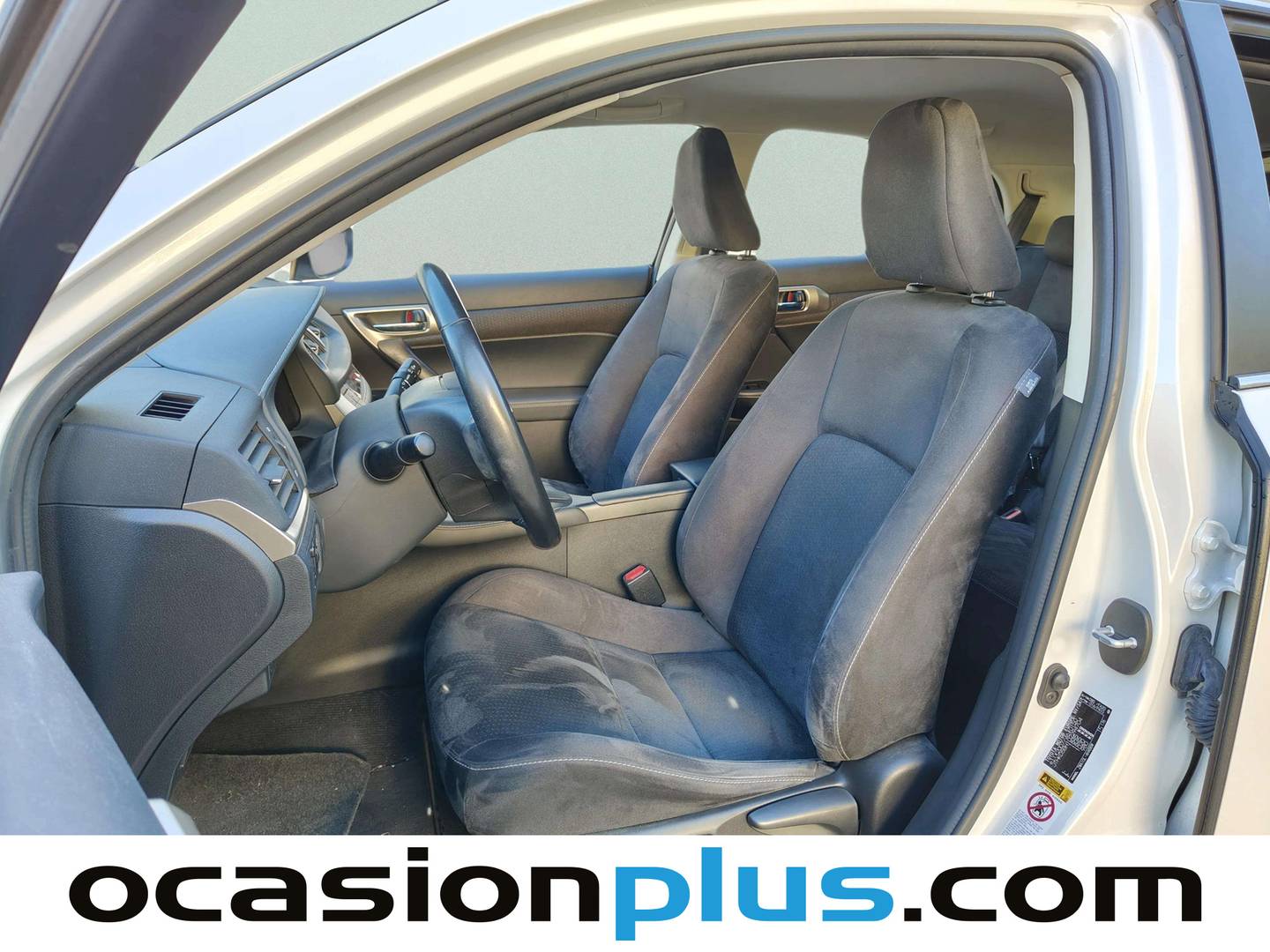 Foto Lexus CT Lexus CT 200h Business (136 CV)