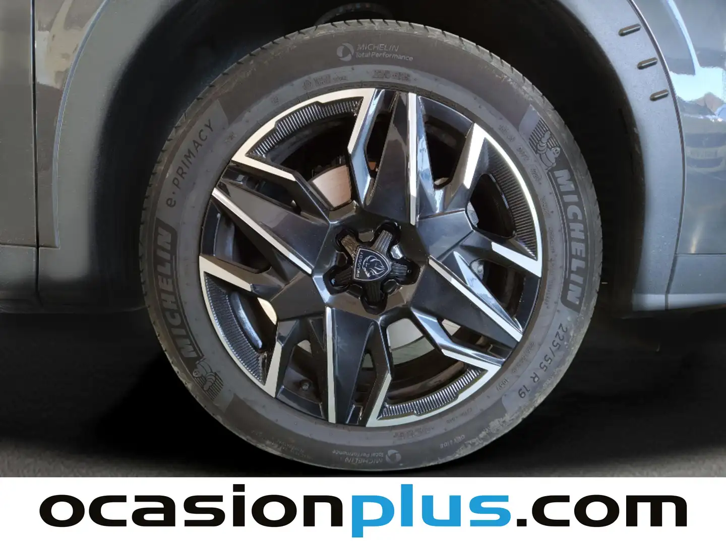 Foto Peugeot 5008 Hybrid Peugeot 5008 Hybrid 1.2 Allure eDCS6 (136 CV)