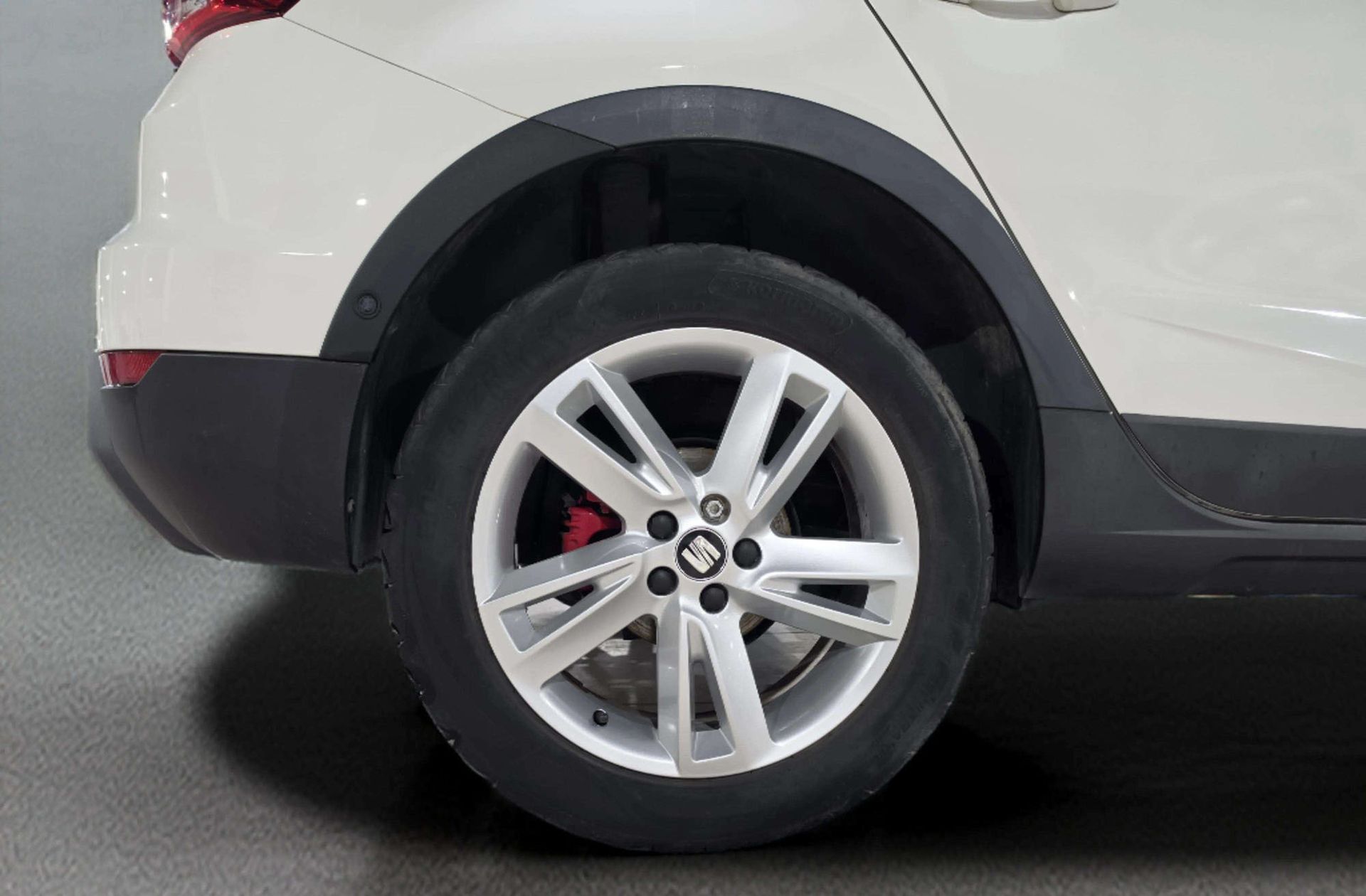 SEAT Arona 1.0 TSI Ecomotive FR - foto 33