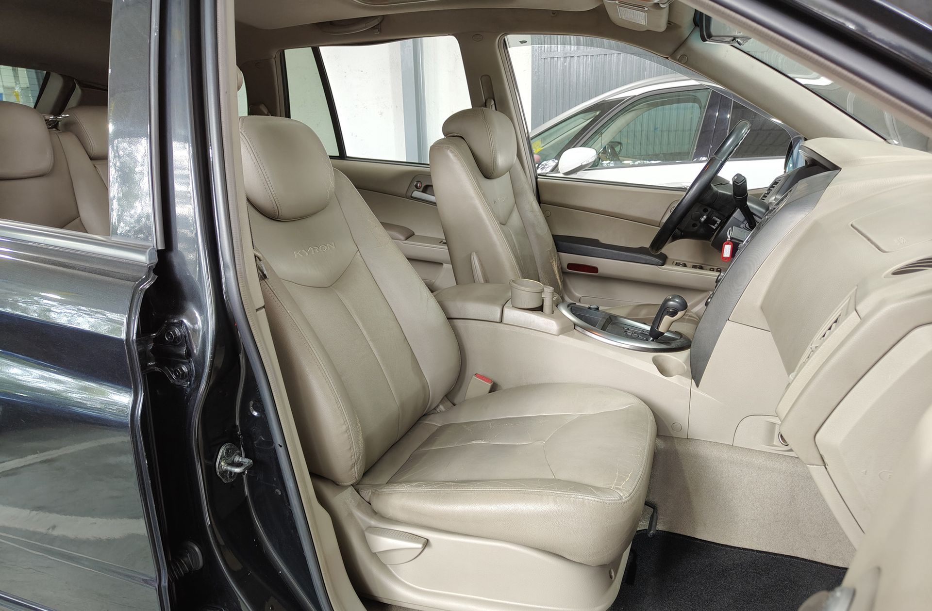 SsangYong Kyron 200 Xdi Limited - foto 17