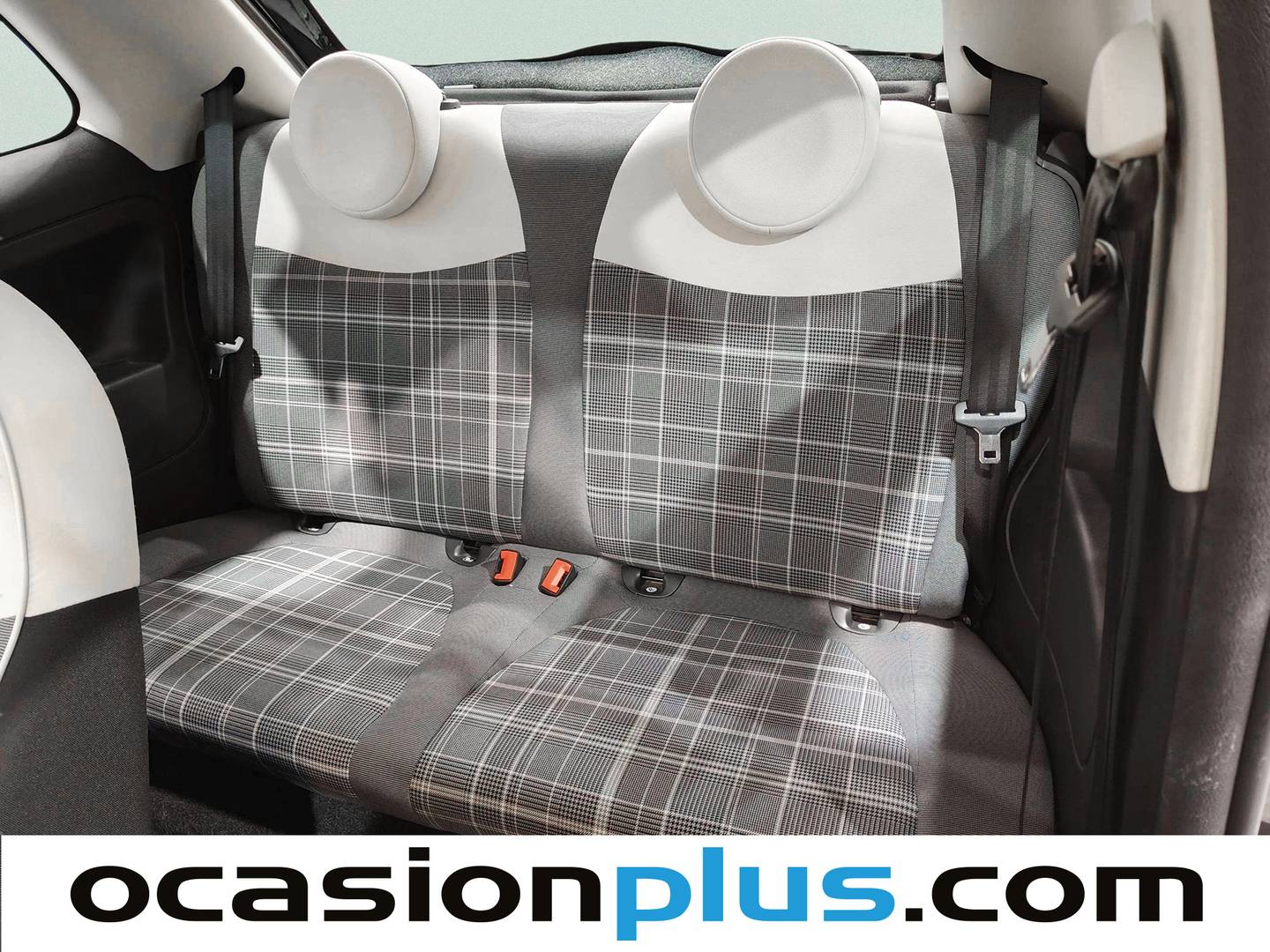 Foto asientos traseros Fiat 500 Fiat 500 1.2 8v Lounge (69 CV)