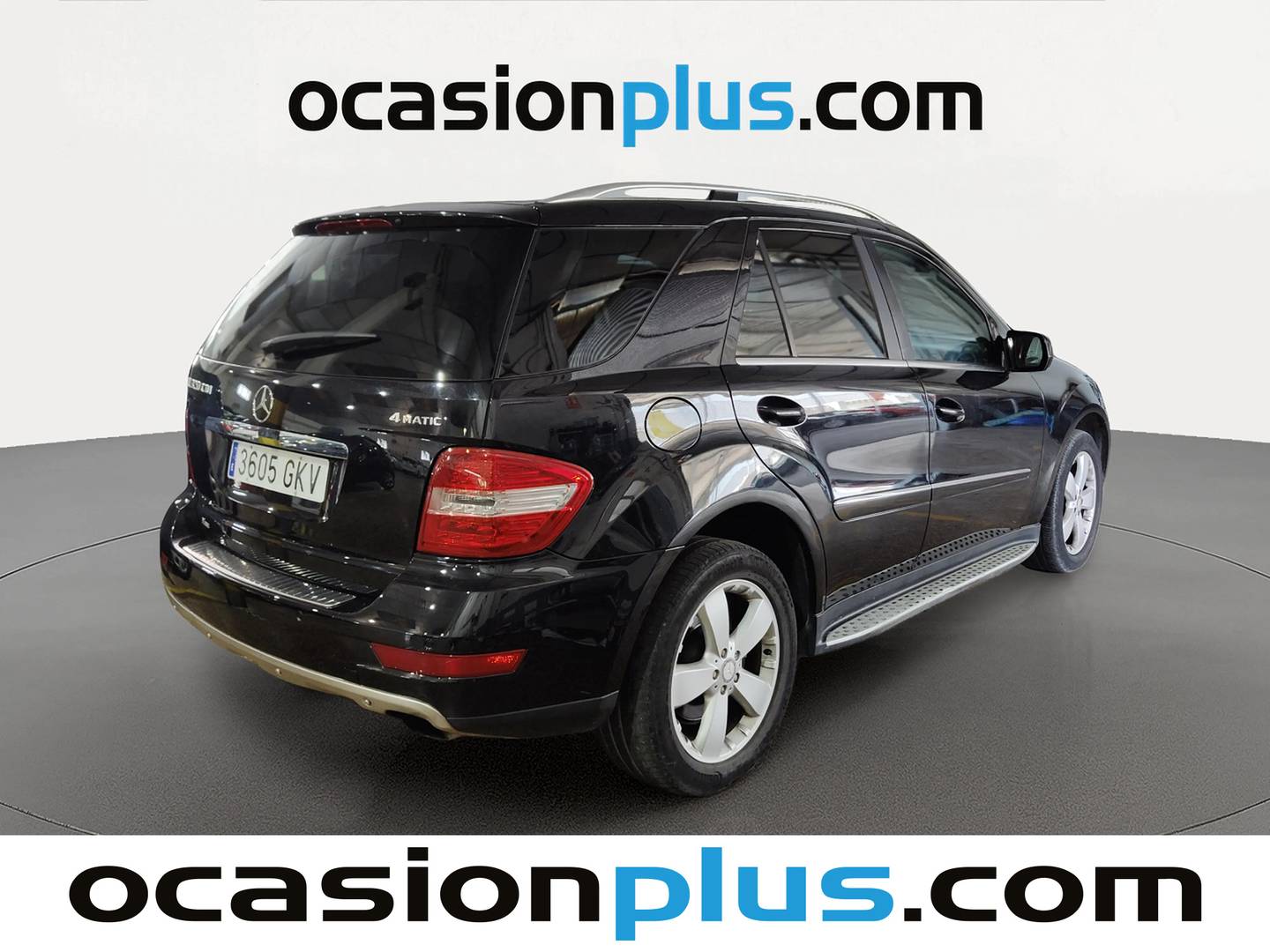 Foto trasera Mercedes Clase M Mercedes Clase M ML 320 CDI Edition 10 (224 CV) derecha