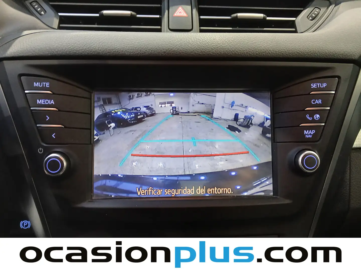 Foto Toyota Avensis Toyota Avensis 150D Advance (143 CV)