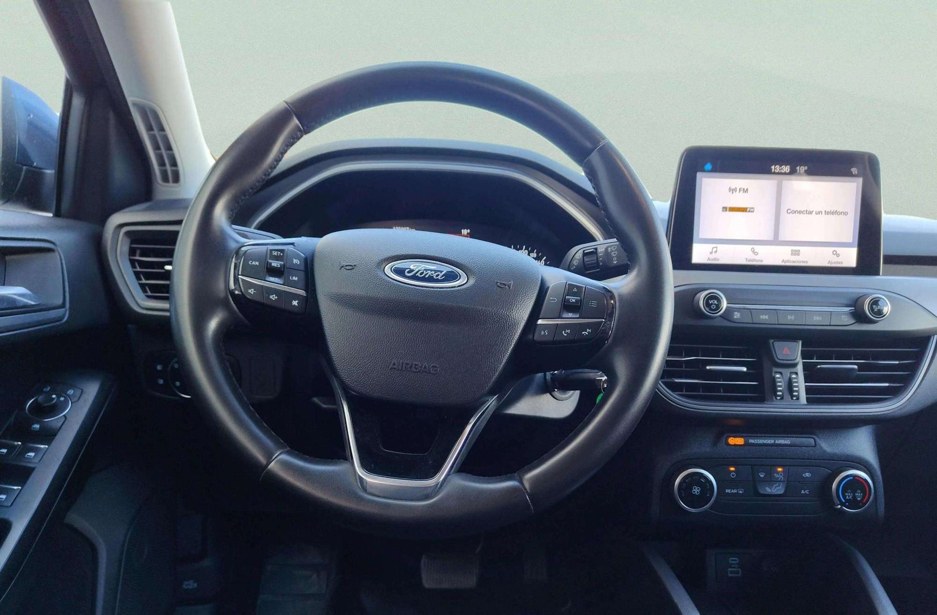 Ford Focus 1.5 EcoBlue Trend+ - foto 23