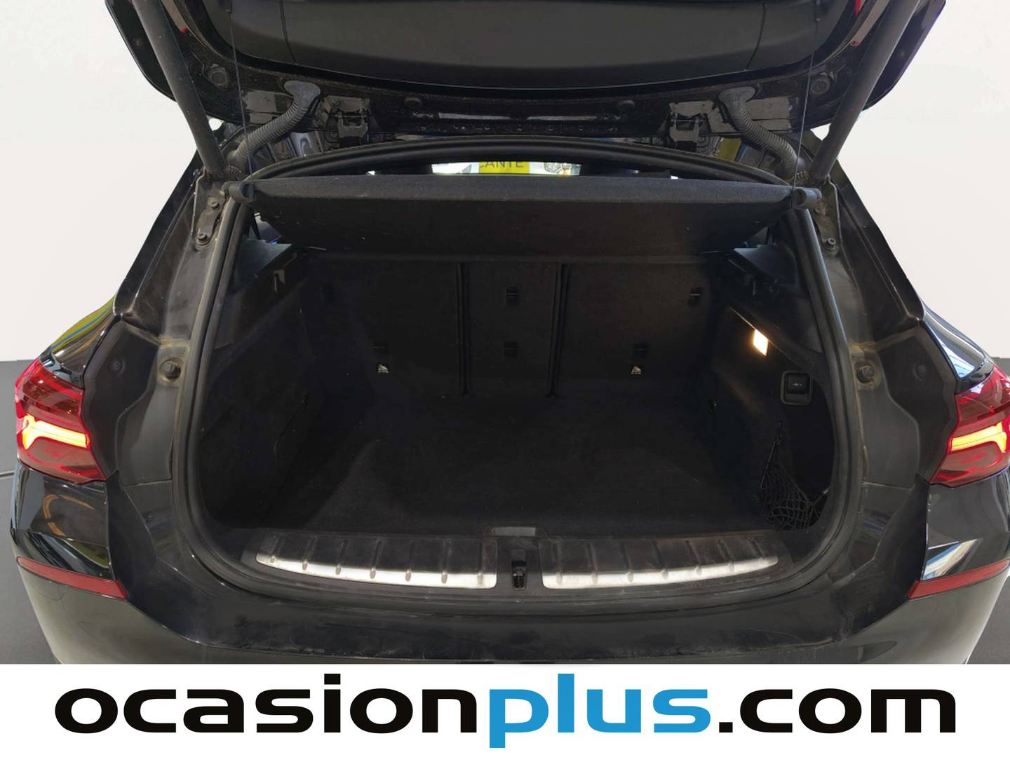 Fotos maletero BMW X2 BMW X2 sDrive18d (150 CV)