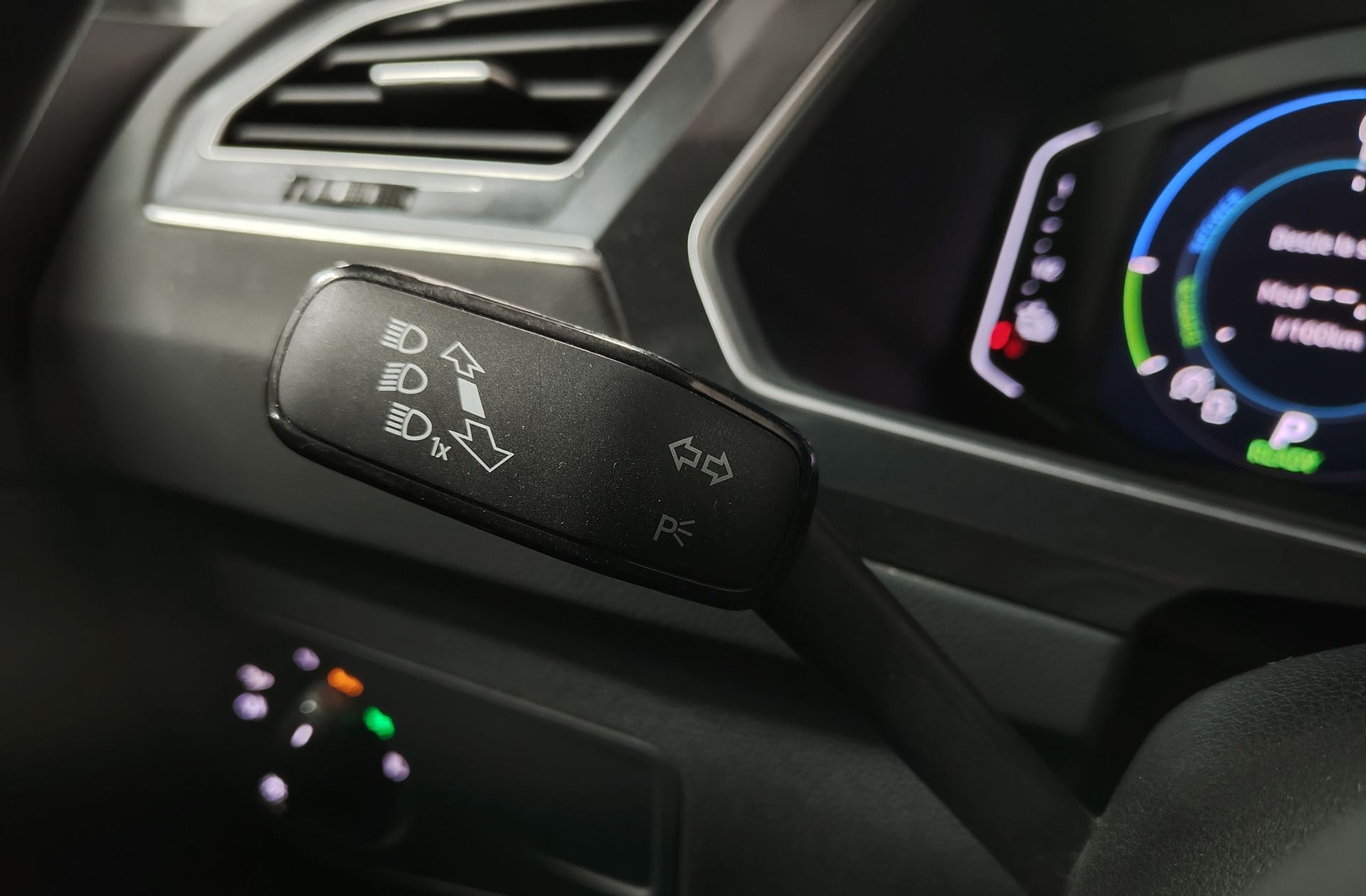 Volkswagen Tiguan R-Line 1.4 TSI eHybrid DSG - foto 30