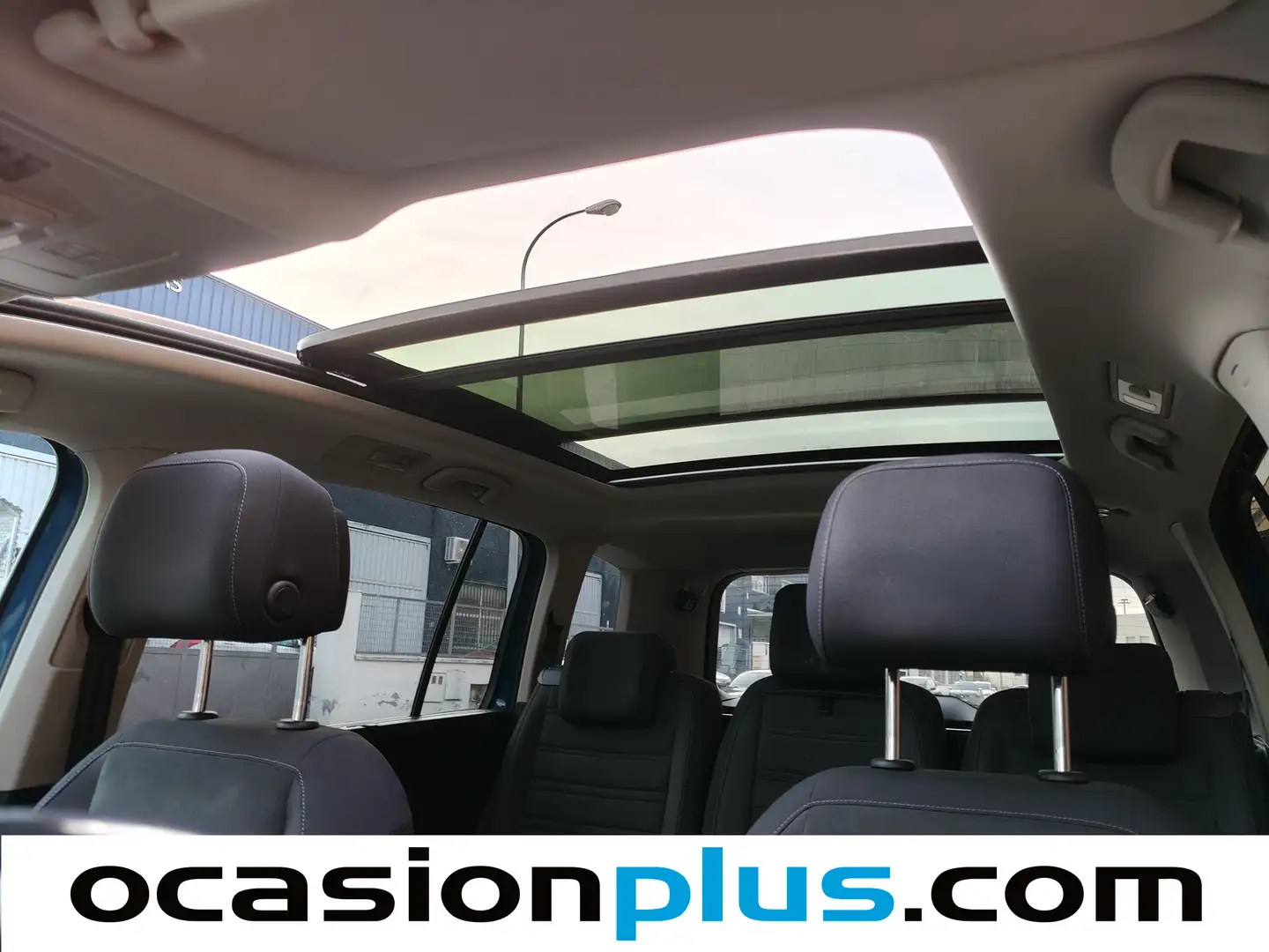 Foto Volkswagen Touran Volkswagen Touran Sport 1.6 TDI (115 CV) 7 Plazas
