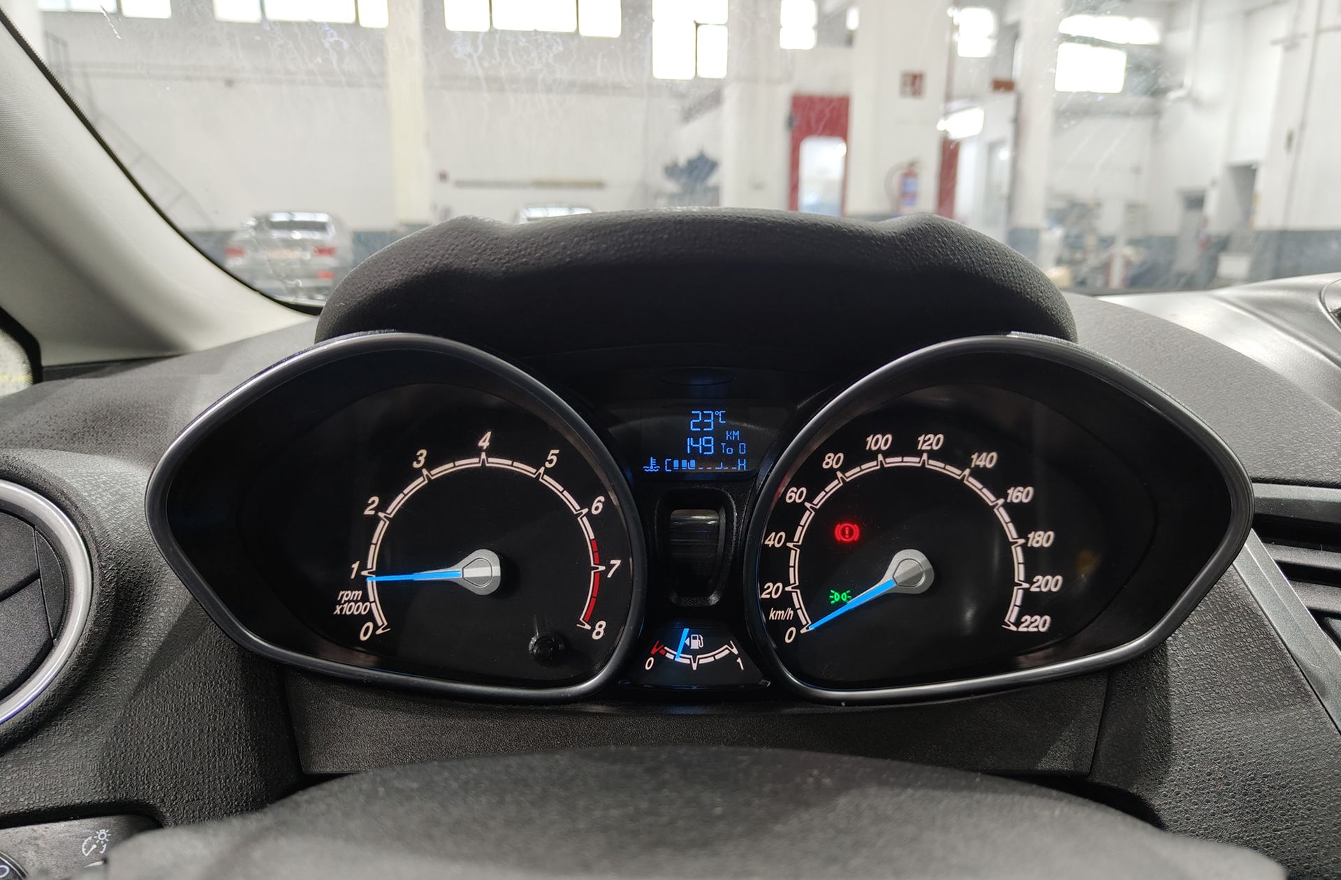 Ford Fiesta 1.0 EcoBoost Trend - foto 17
