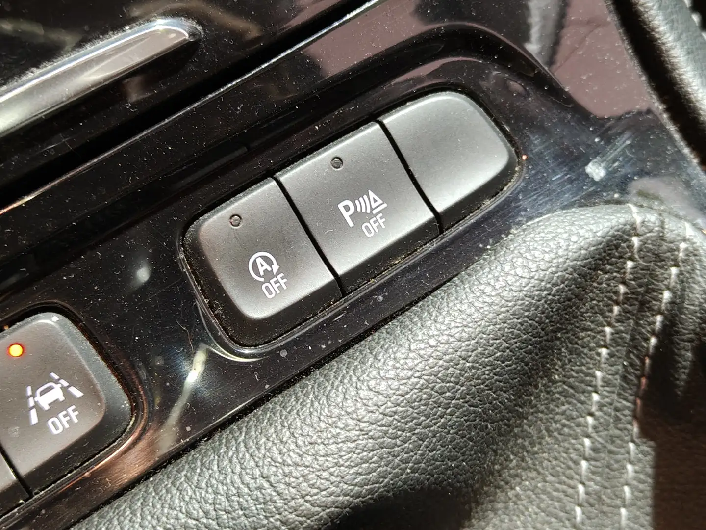 Foto Opel Grandland X Opel Grandland X 1.2 Turbo S&S ecoTEC Excellence (130 CV)