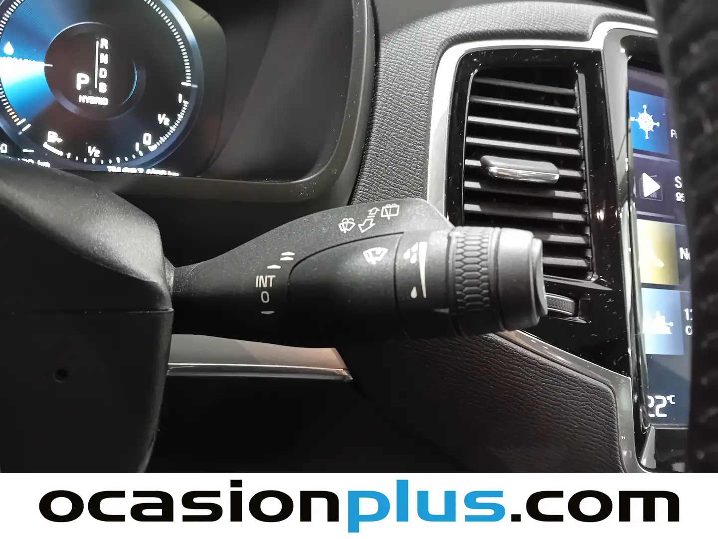 Foto Volvo XC90 Volvo XC90 T8 Momentum AWD Auto (390 CV) 7 Plazas