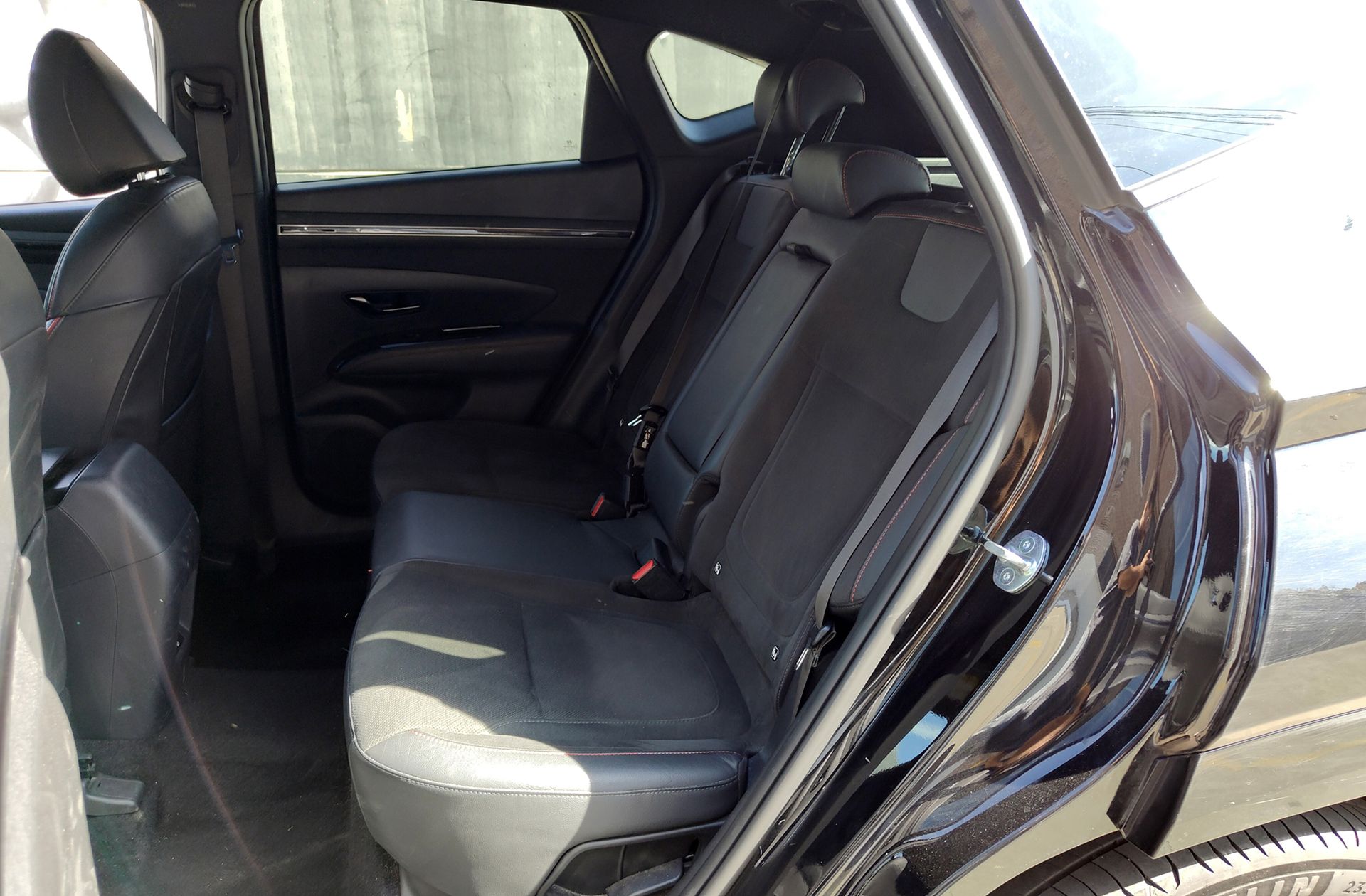 Hyundai Tucson 1.6 T-GDi N-Line 30 Aniversario - foto 17