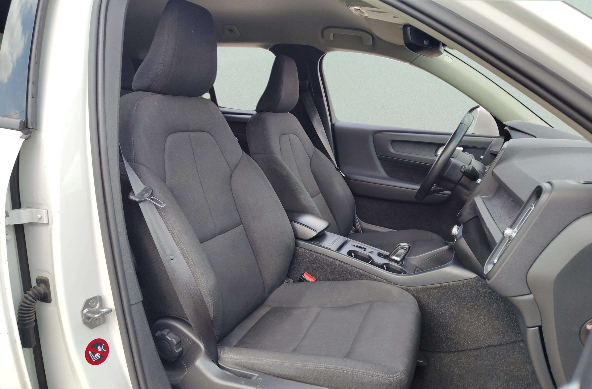 Volvo XC40 T4 - foto 17