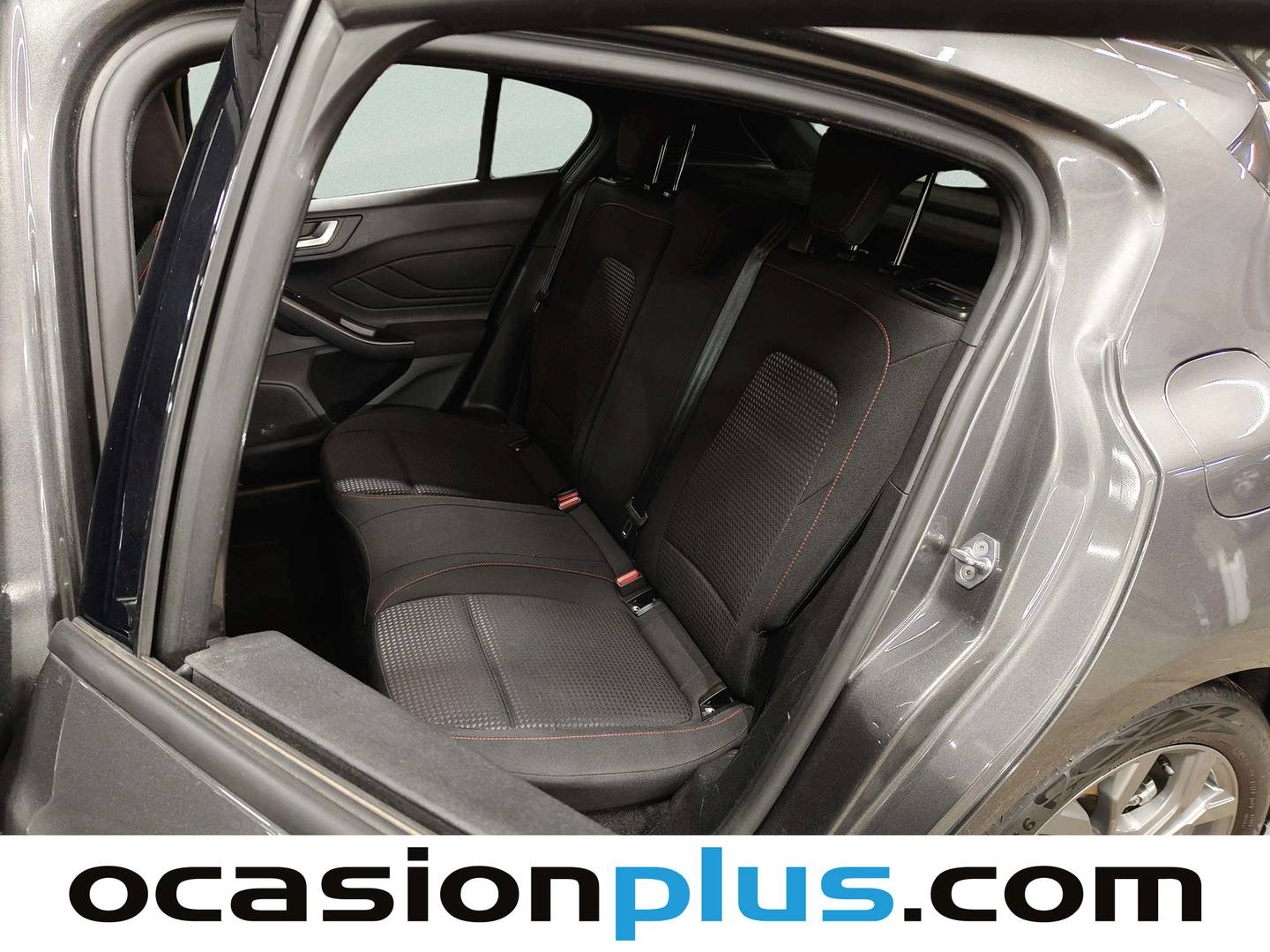 Foto asientos traseros Ford Focus Ford Focus 1.0 Ecoboost MHEV ST-Line (125 CV)