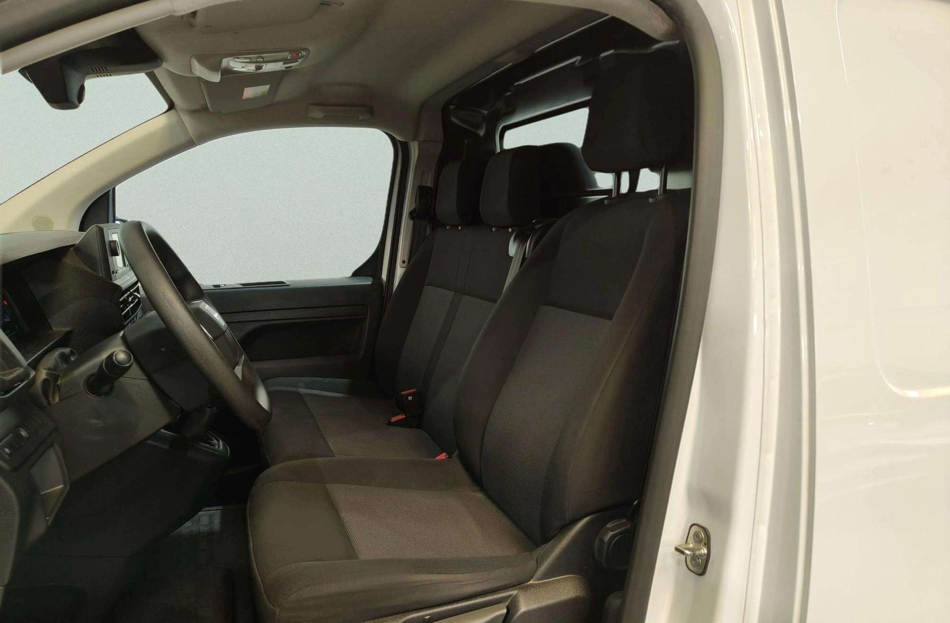 Fiat Scudo Furgon 1.5 BlueHDi L2 - foto 9