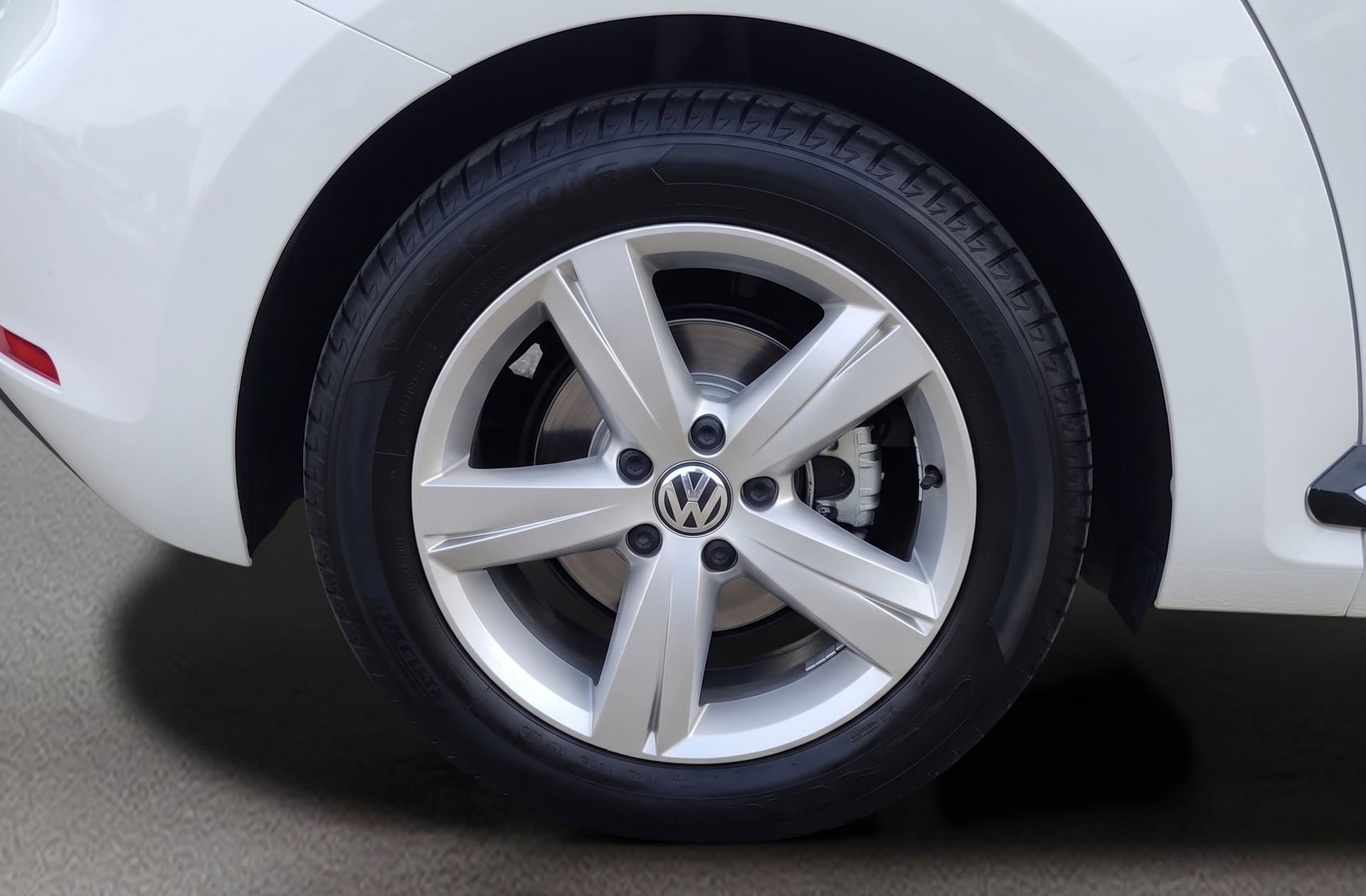 Volkswagen Beetle Sport 1.4 TSI BMT DSG - foto 37