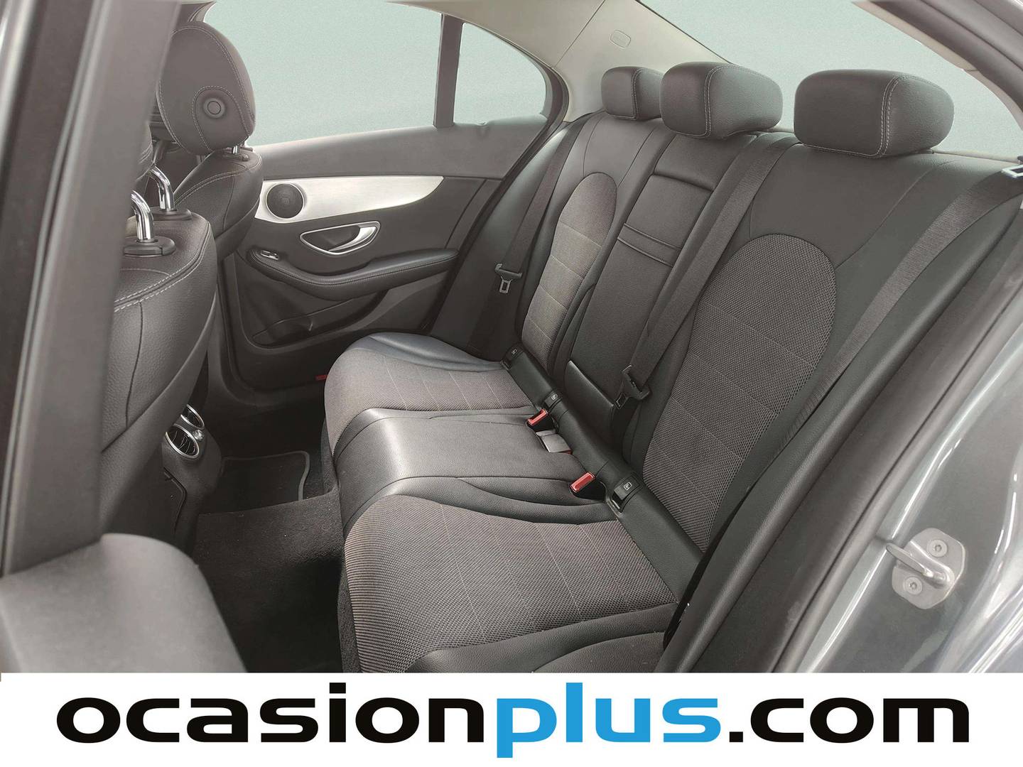 Foto asientos traseros Mercedes Clase C Mercedes Clase C 220 d (170 CV)